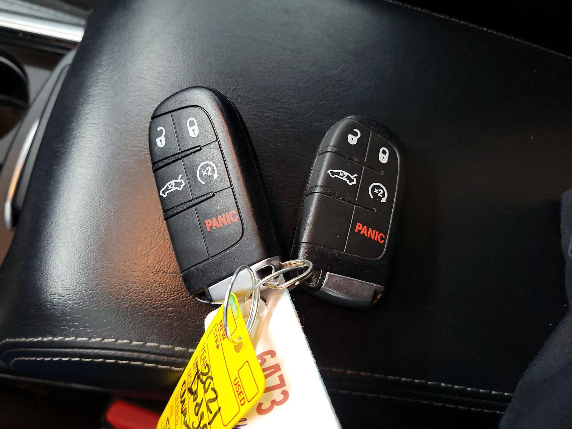 Thumbnail: 2021 Dodge Charger - 20