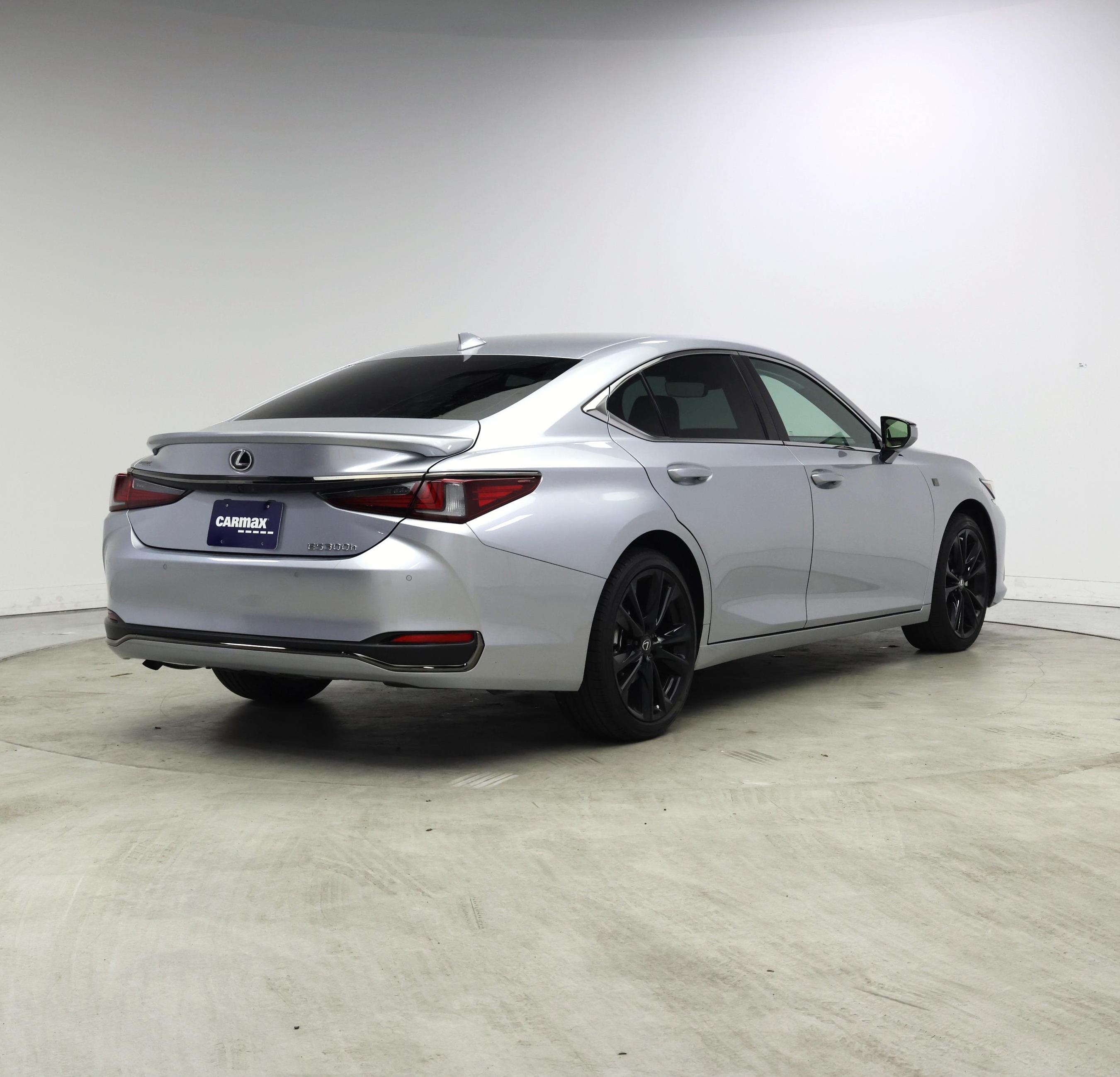 Thumbnail: 2025 Lexus ES - 8