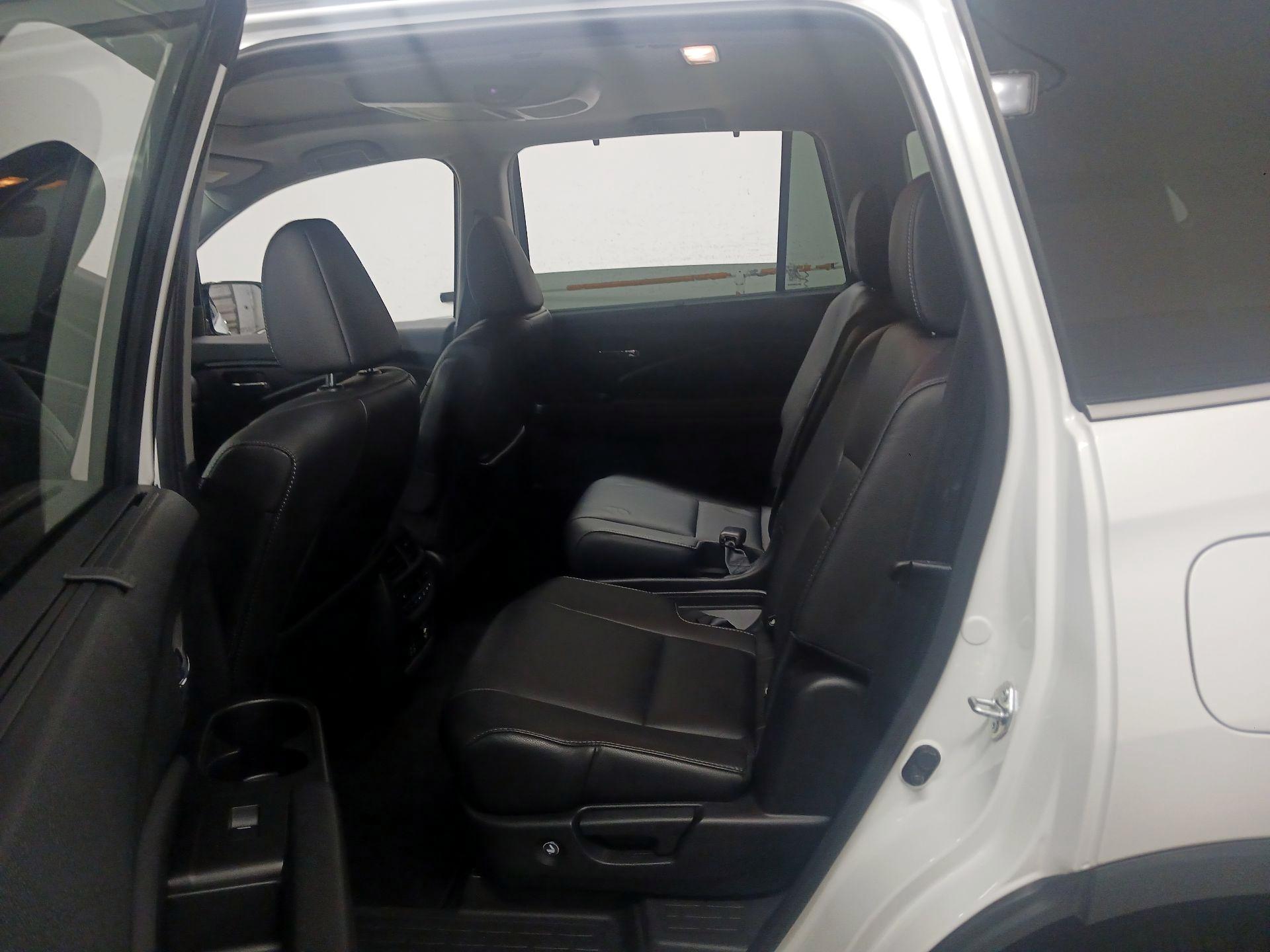 Thumbnail: 2021 Honda Pilot - 16
