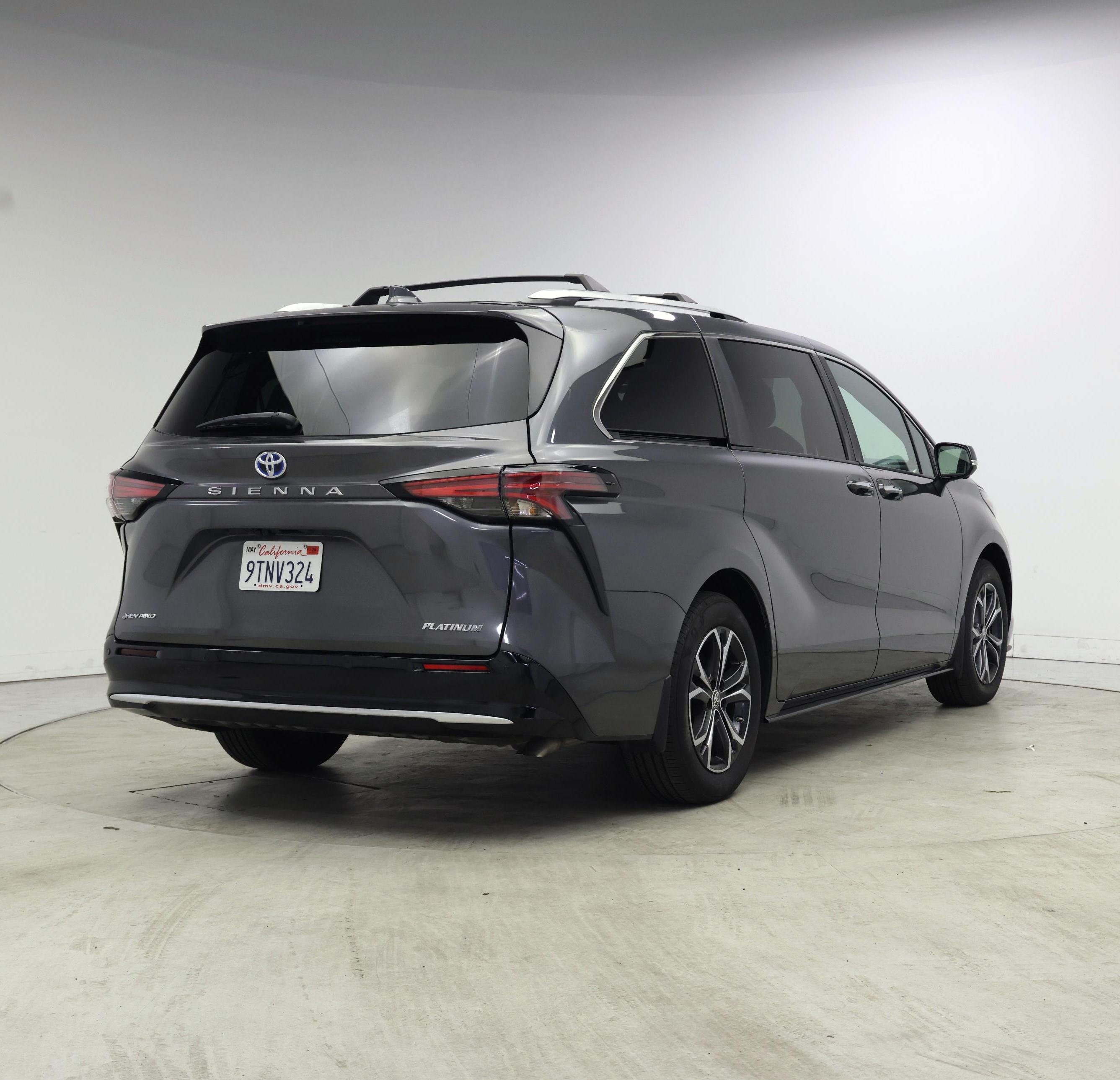 Thumbnail: 2025 Toyota Sienna - 8