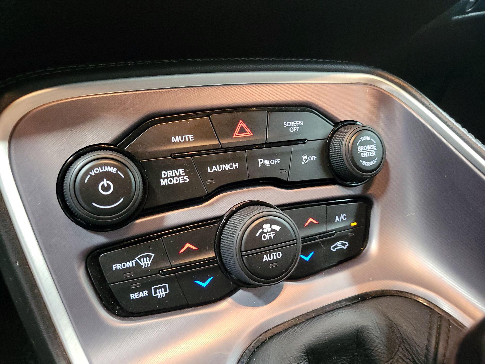 Thumbnail: 2019 Dodge Challenger - 14