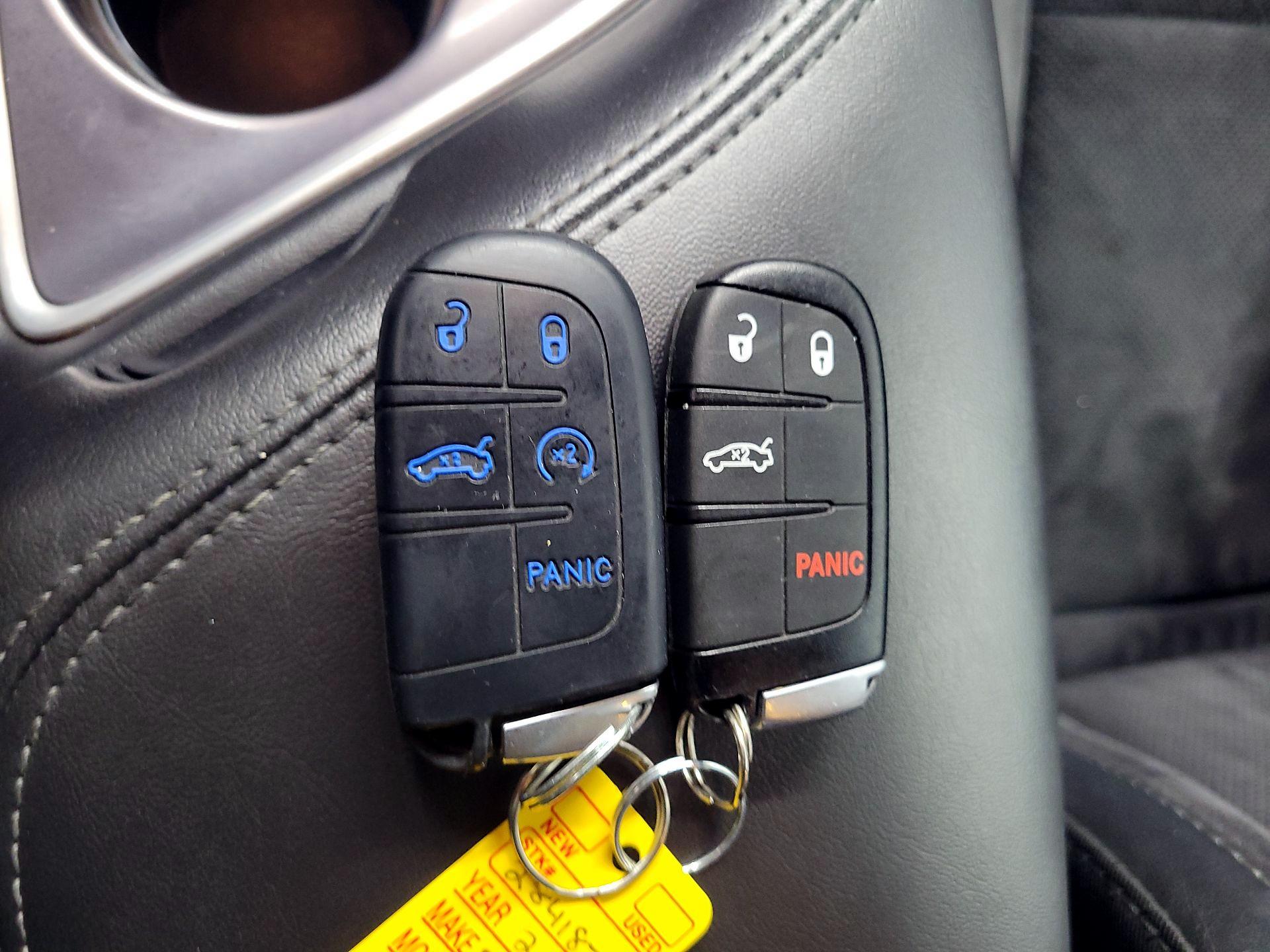 Thumbnail: 2019 Dodge Challenger - 19