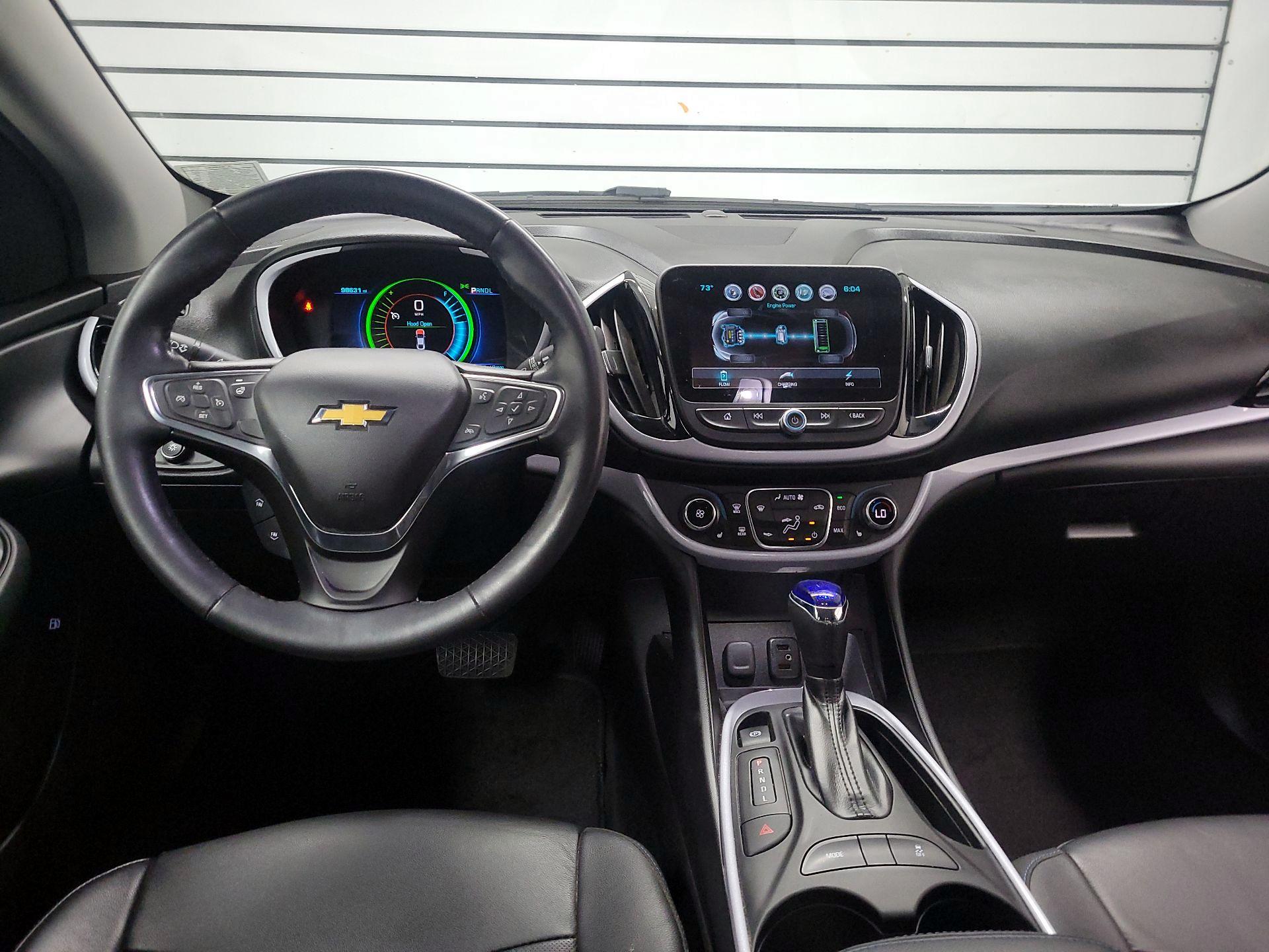 Thumbnail: 2017 Chevrolet Volt - 9