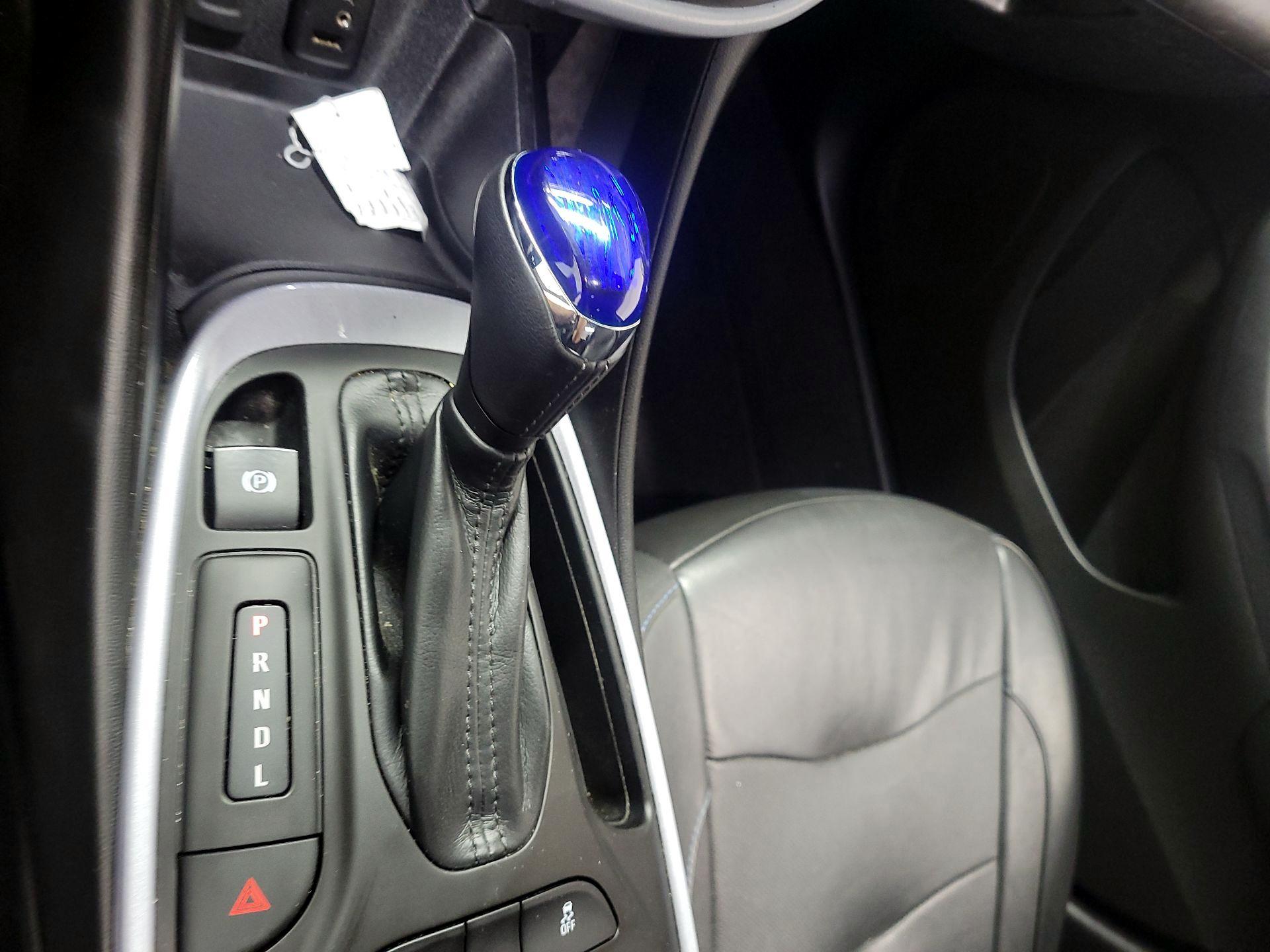 Thumbnail: 2017 Chevrolet Volt - 16