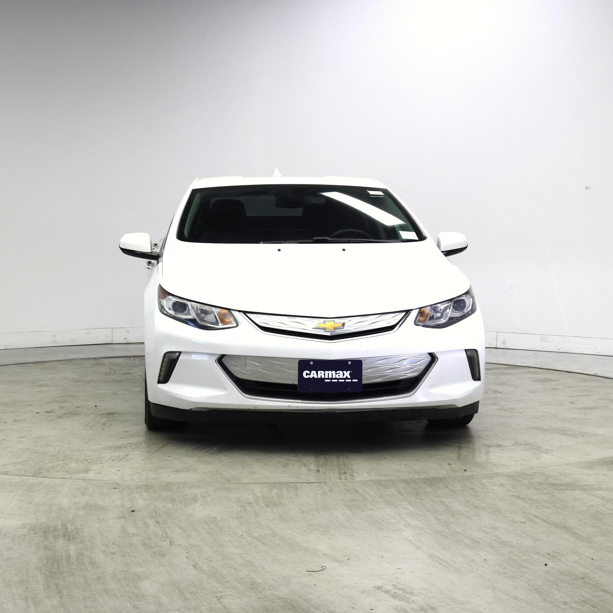 Thumbnail: 2017 Chevrolet Volt - 5