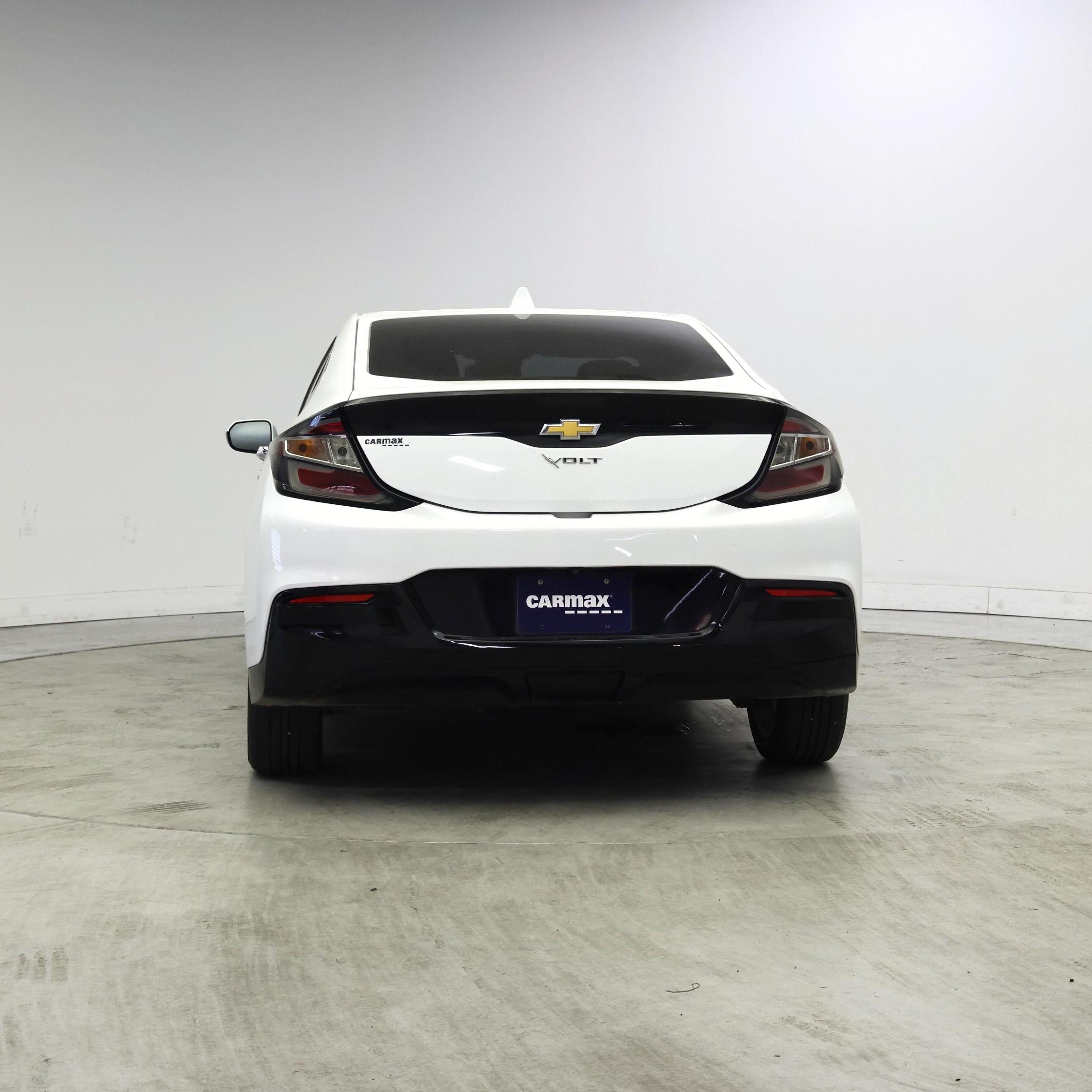 Thumbnail: 2017 Chevrolet Volt - 6