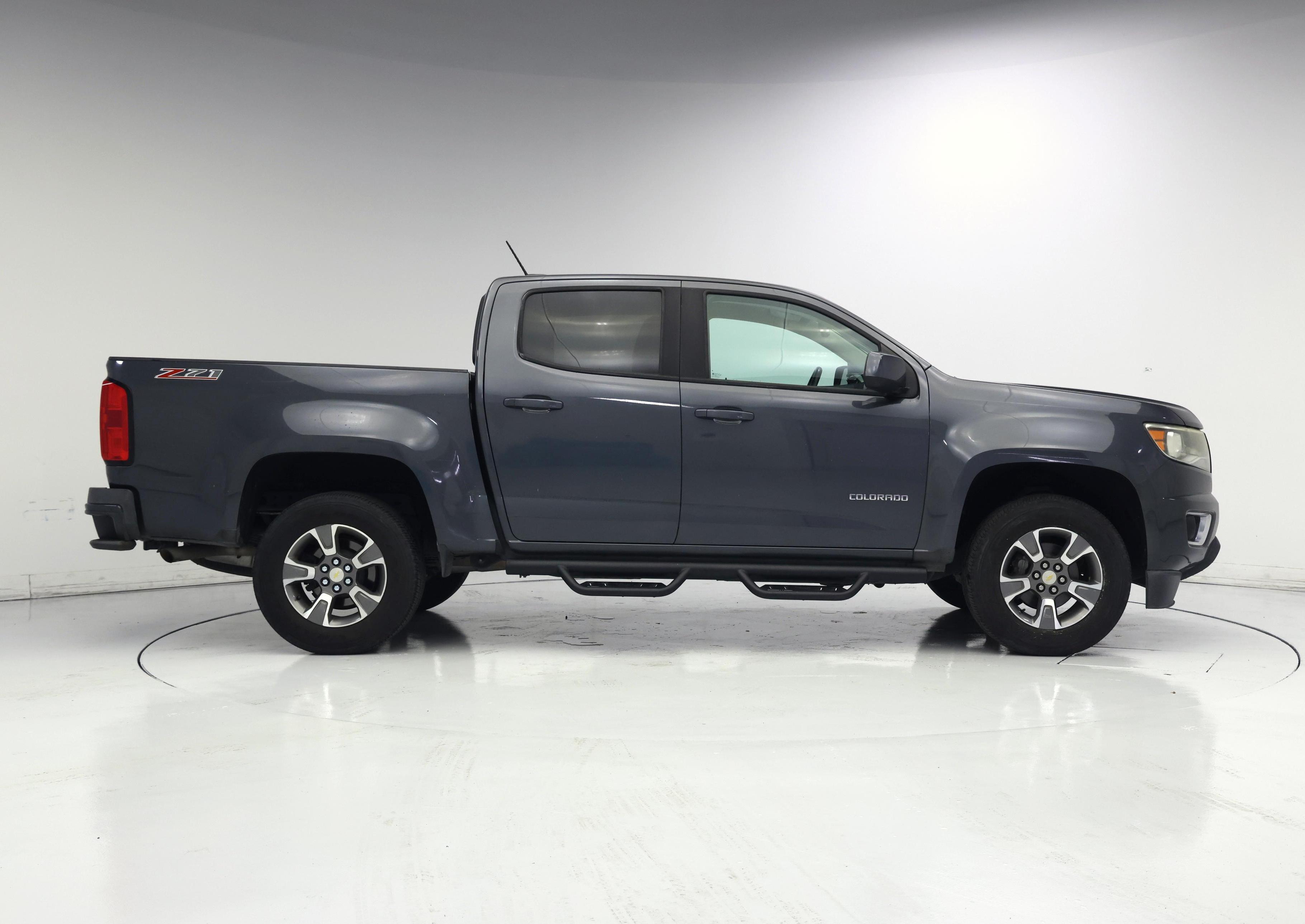 Thumbnail: 2017 Chevrolet Colorado - 7