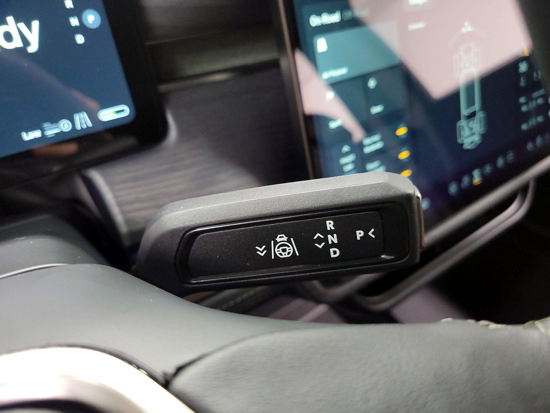 Thumbnail: 2024 Rivian R1T - 16