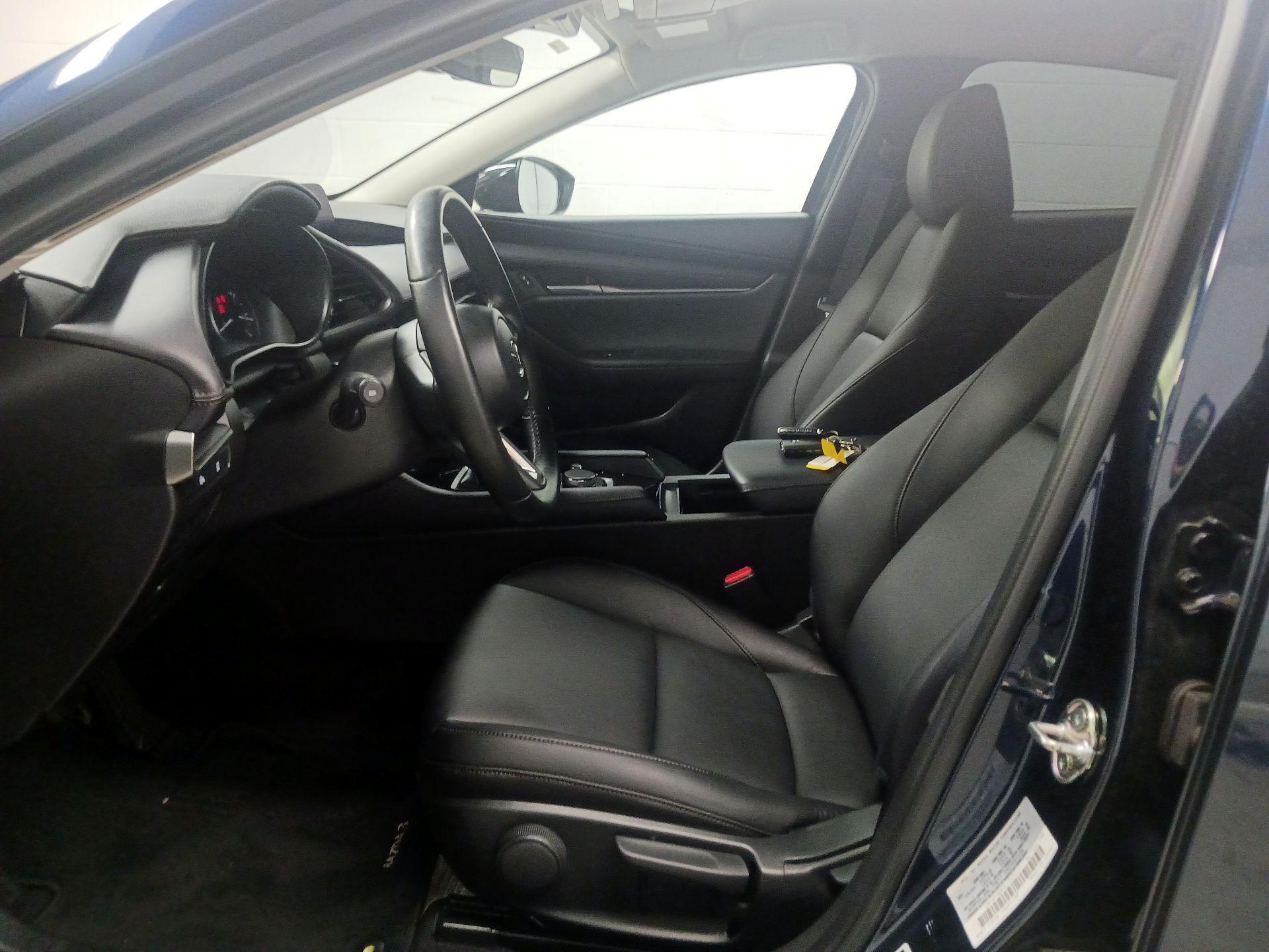 Thumbnail: 2025 Mazda Mazda3 - 11