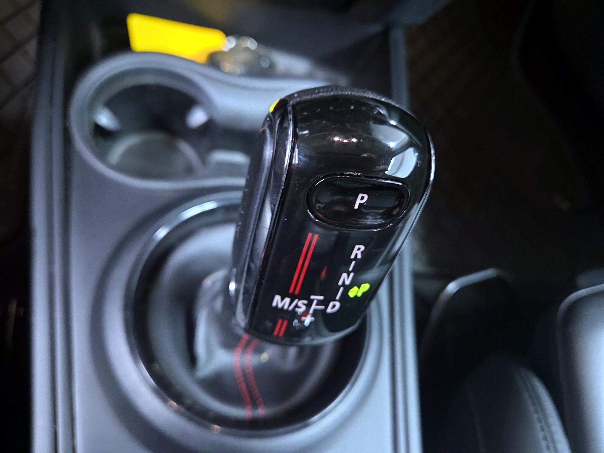Thumbnail: 2020 MINI Cooper Countryman - 16