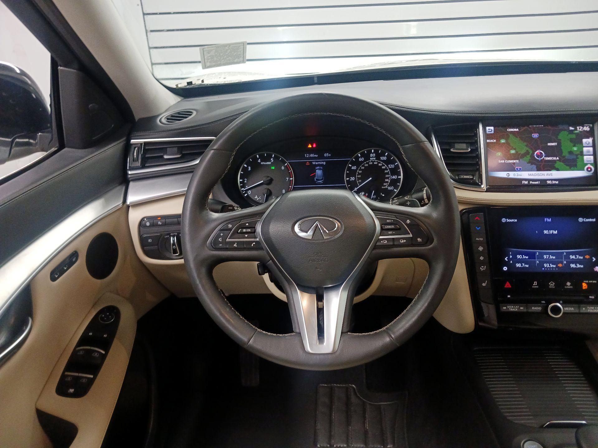 Thumbnail: 2019 INFINITI QX50 - 10