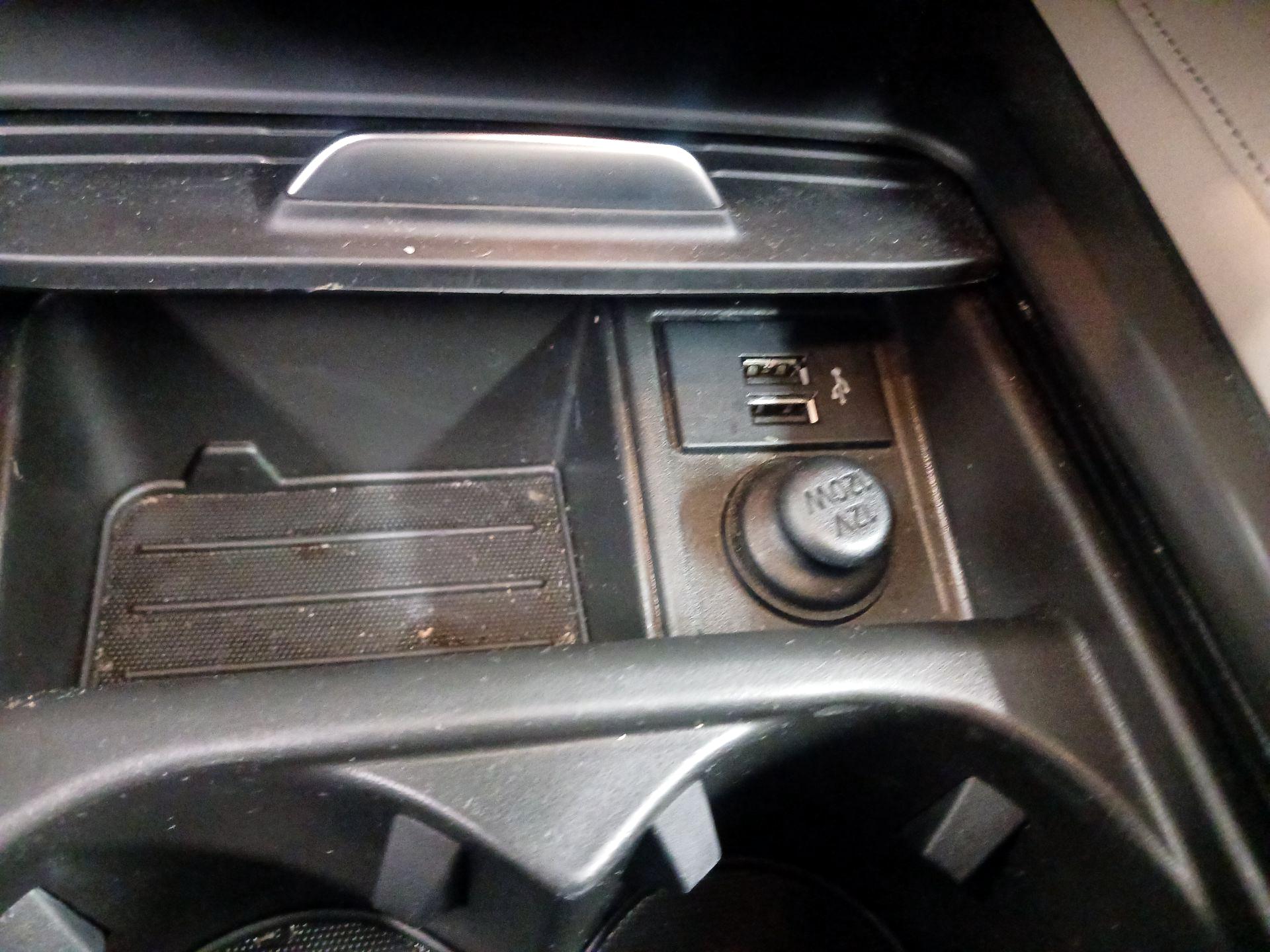 Thumbnail: 2019 INFINITI QX50 - 19