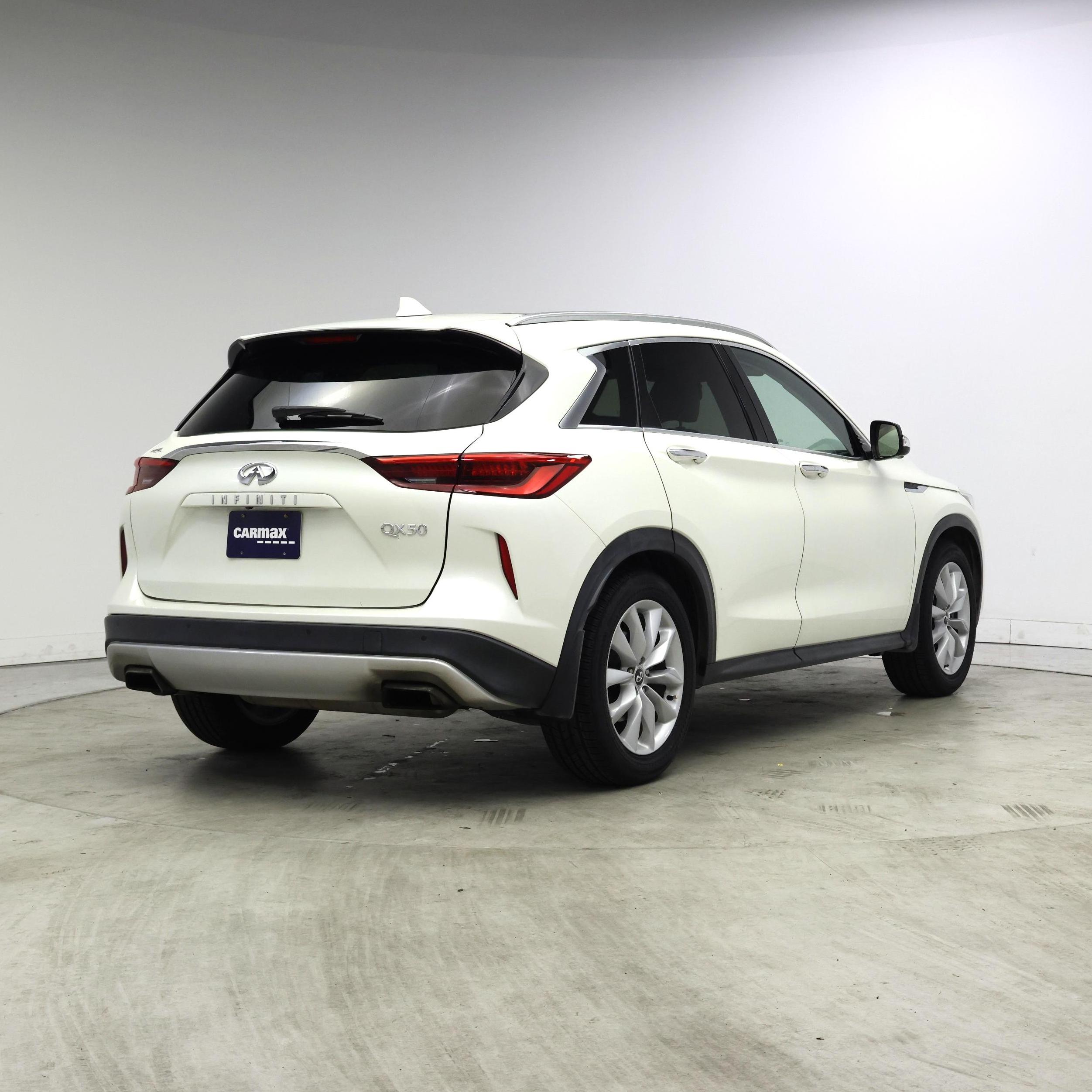 Thumbnail: 2019 INFINITI QX50 - 8
