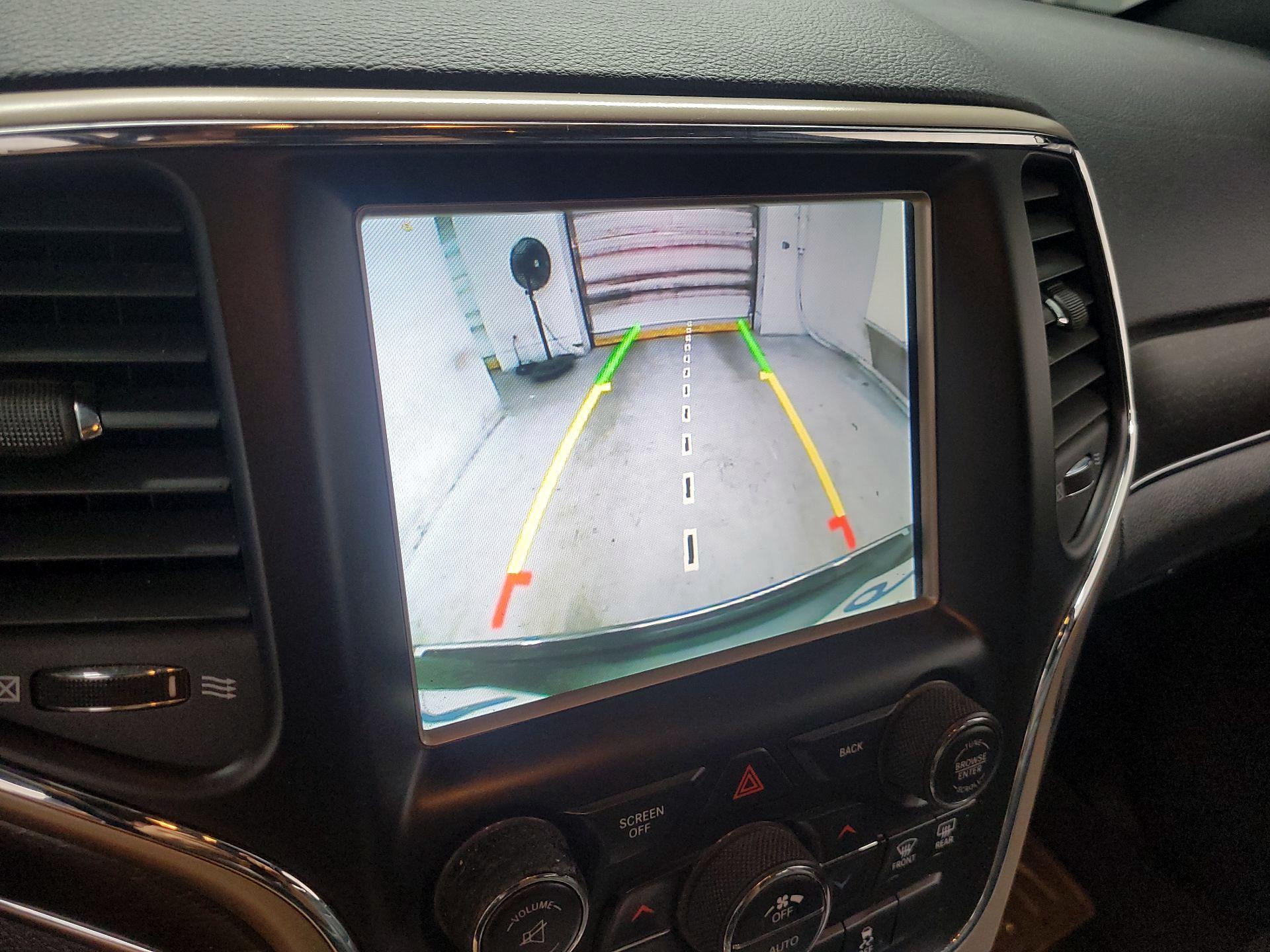 Thumbnail: 2017 Jeep Grand Cherokee - 13