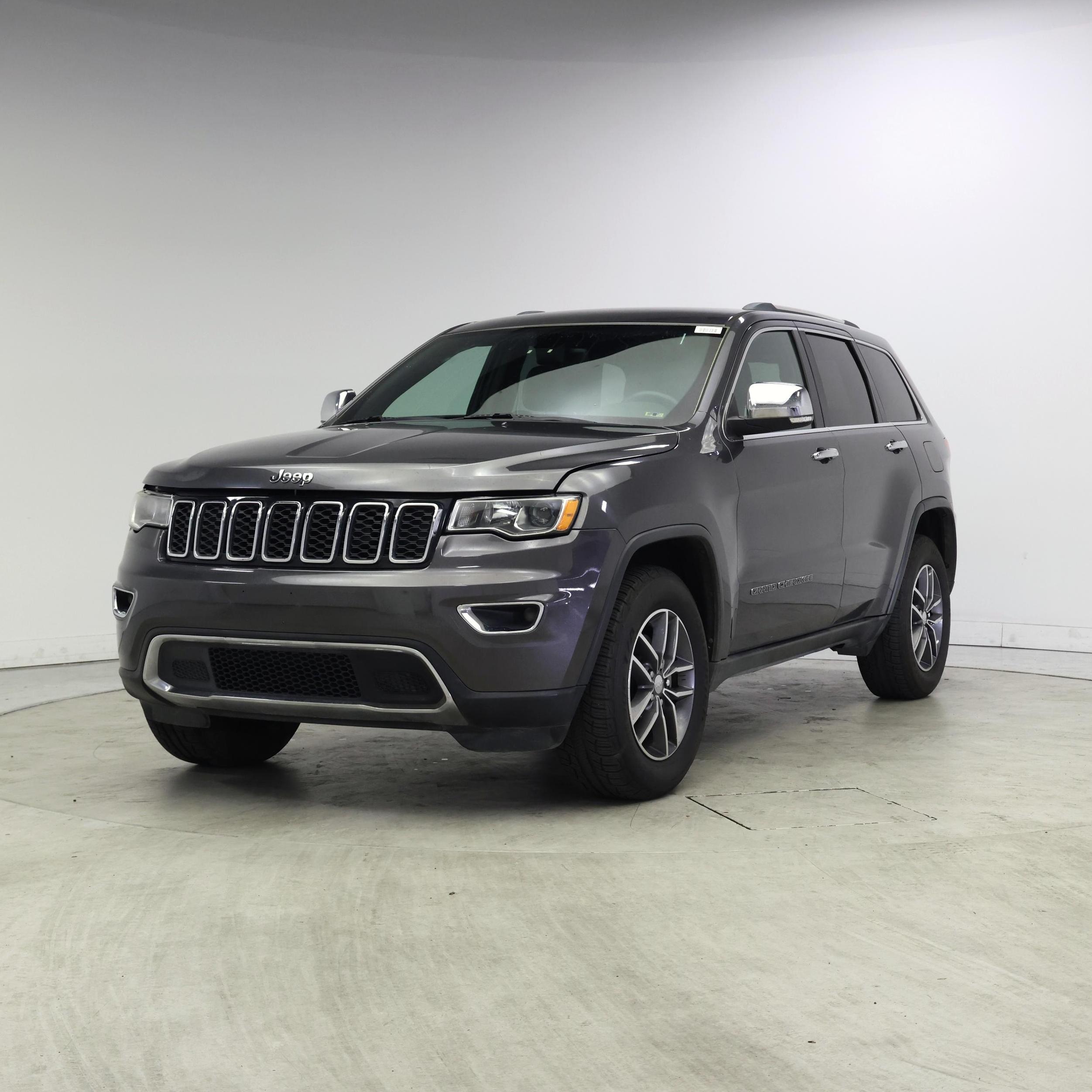 Thumbnail: 2017 Jeep Grand Cherokee - 4