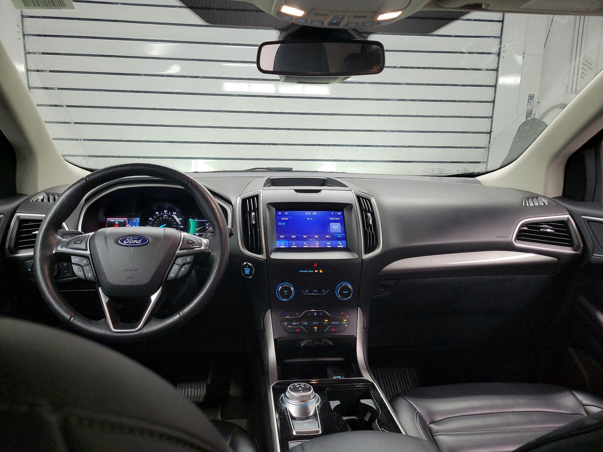 Thumbnail: 2020 Ford Edge - 9