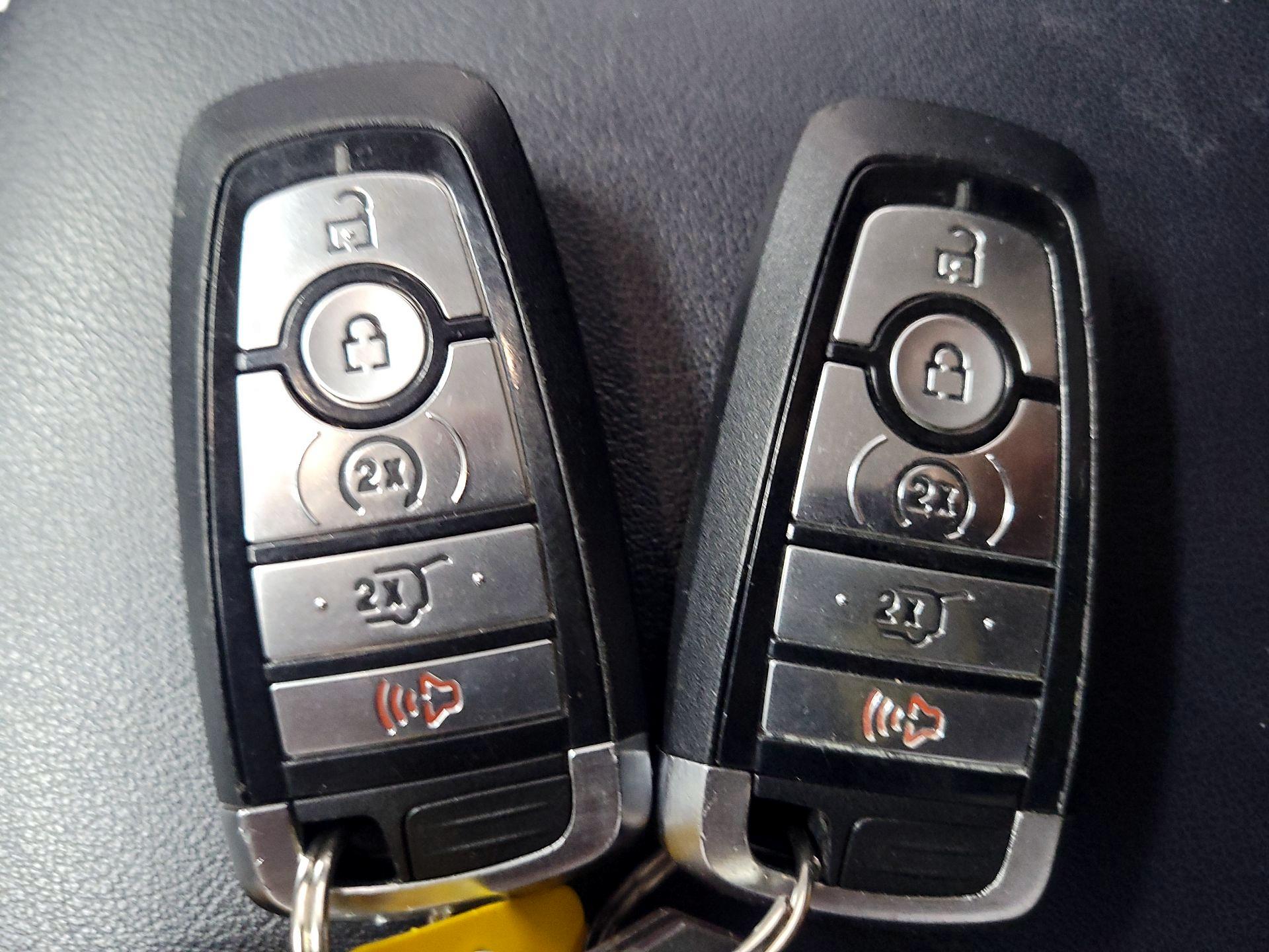 Thumbnail: 2020 Ford Edge - 20