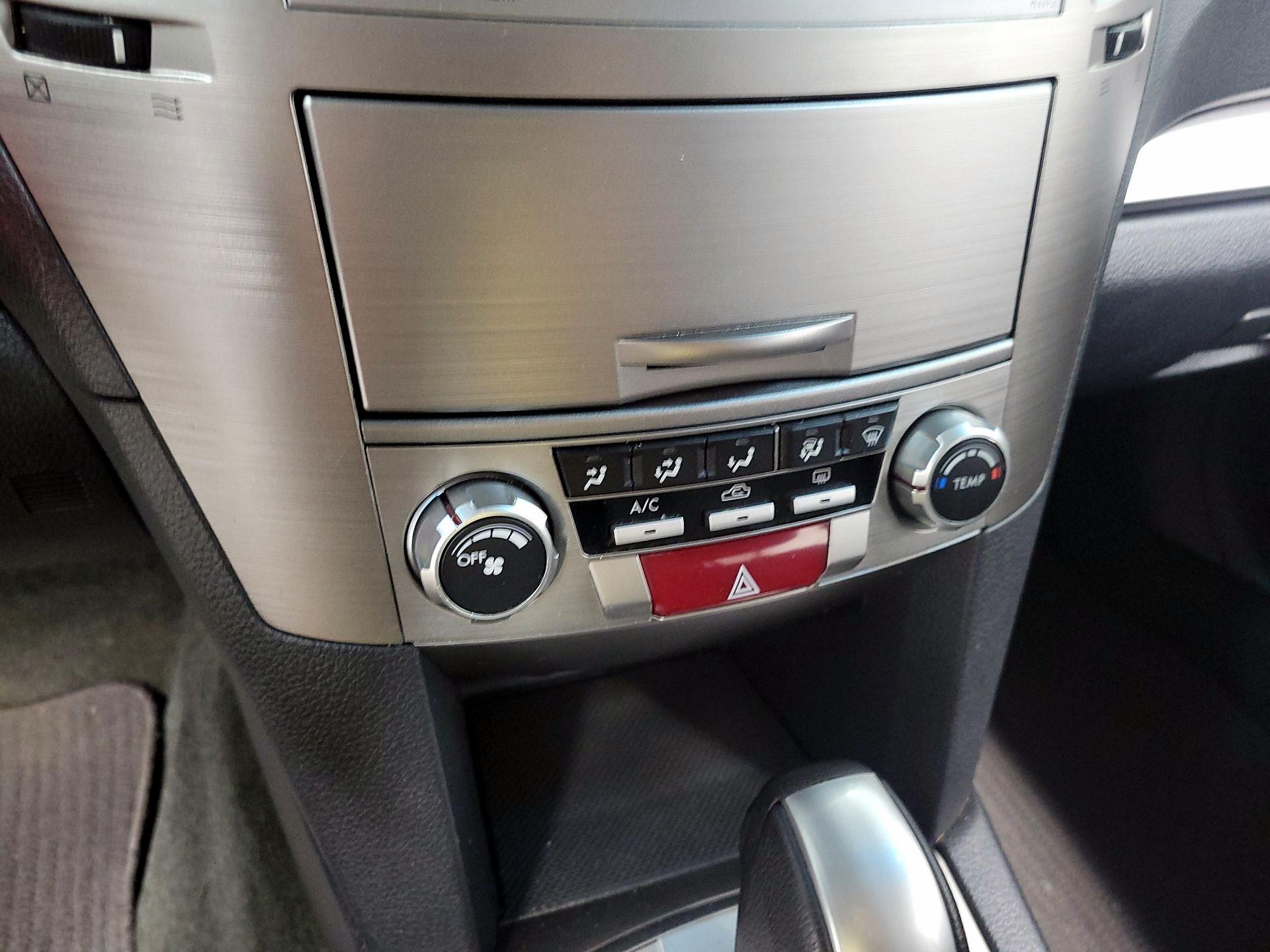 Thumbnail: 2014 Subaru Outback - 14