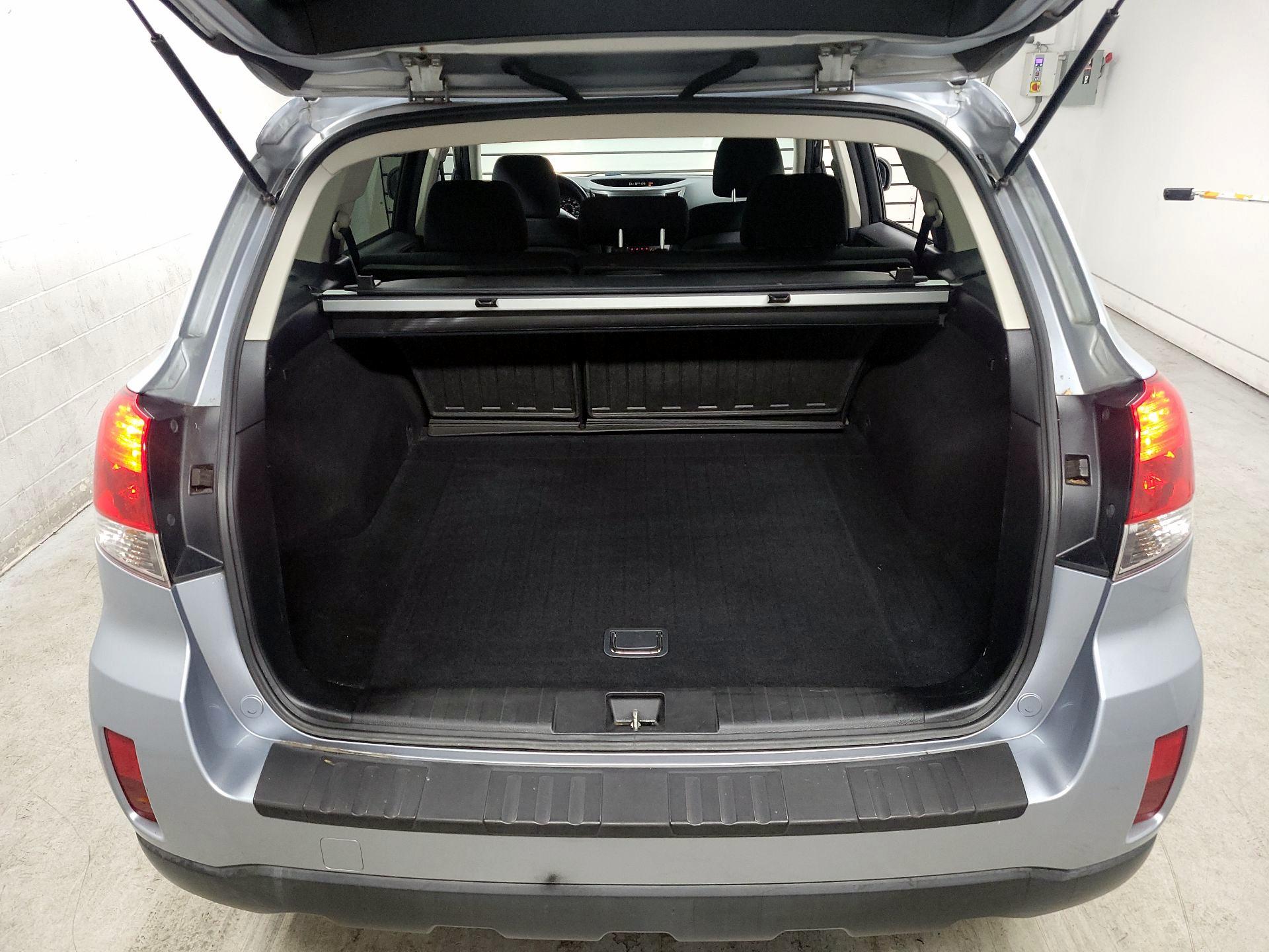 Thumbnail: 2014 Subaru Outback - 16