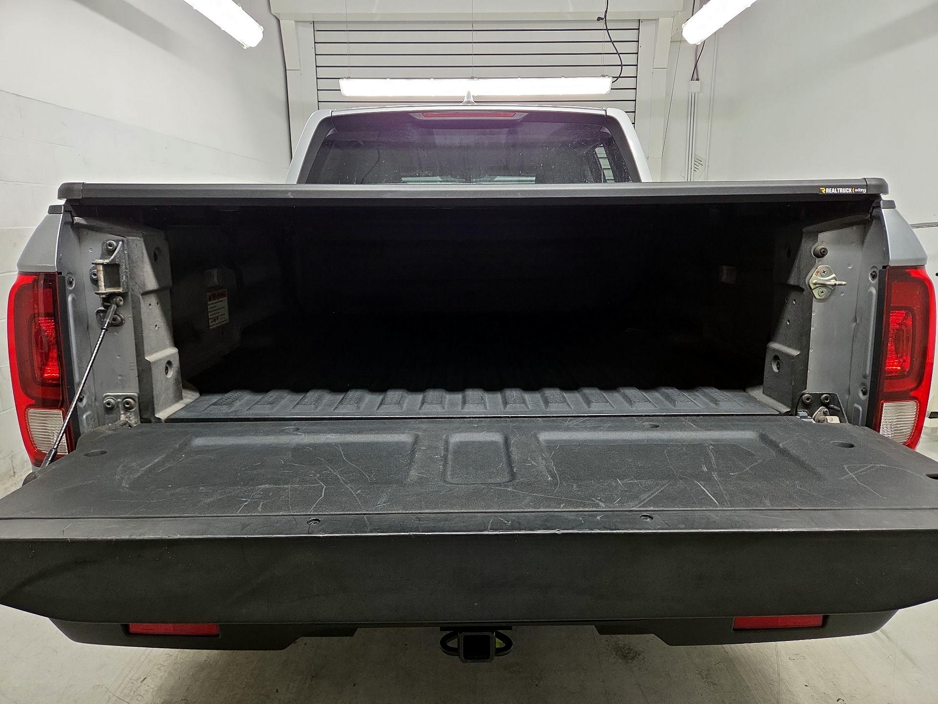Thumbnail: 2017 Honda Ridgeline - 20