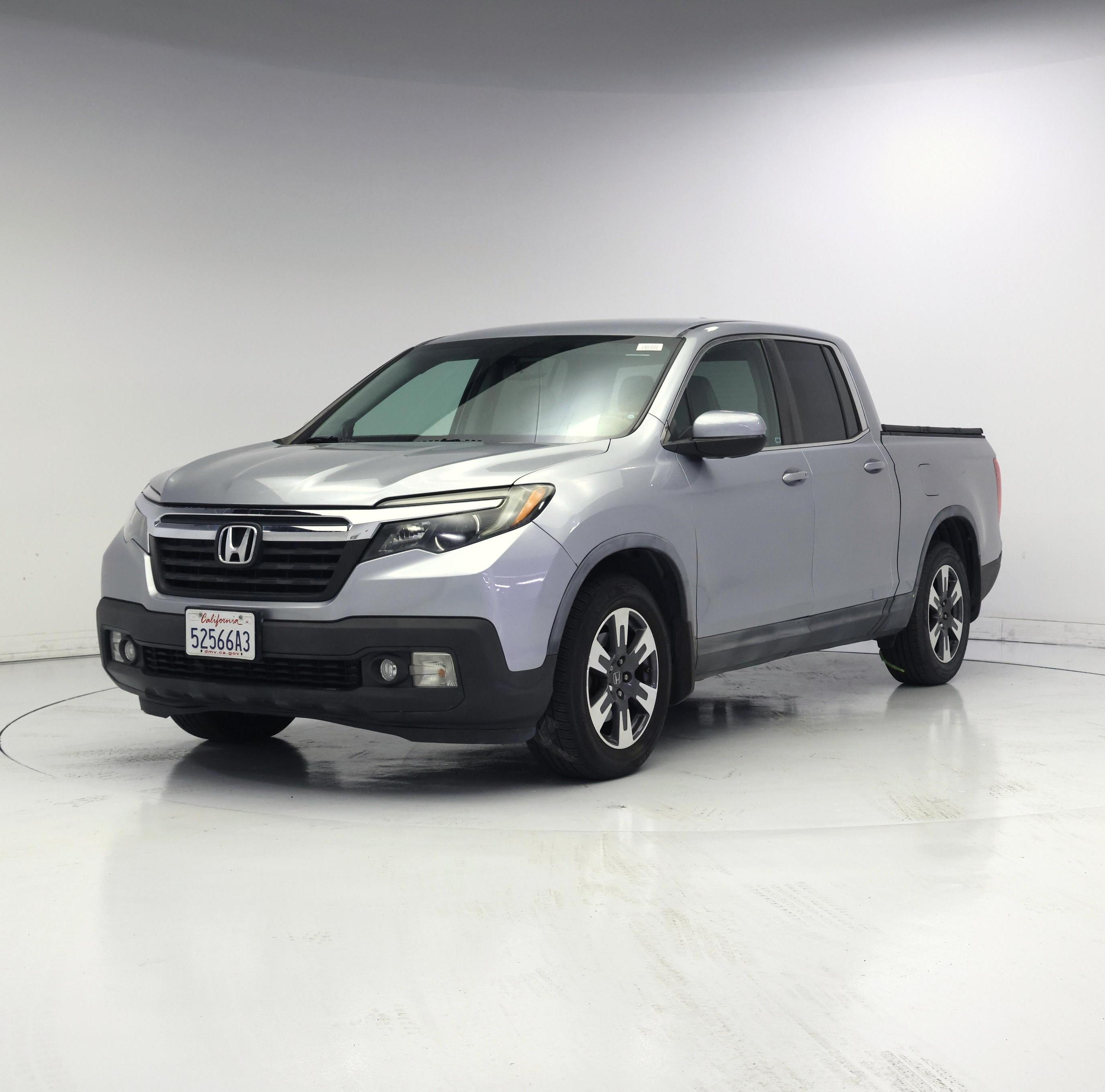 Thumbnail: 2017 Honda Ridgeline - 4