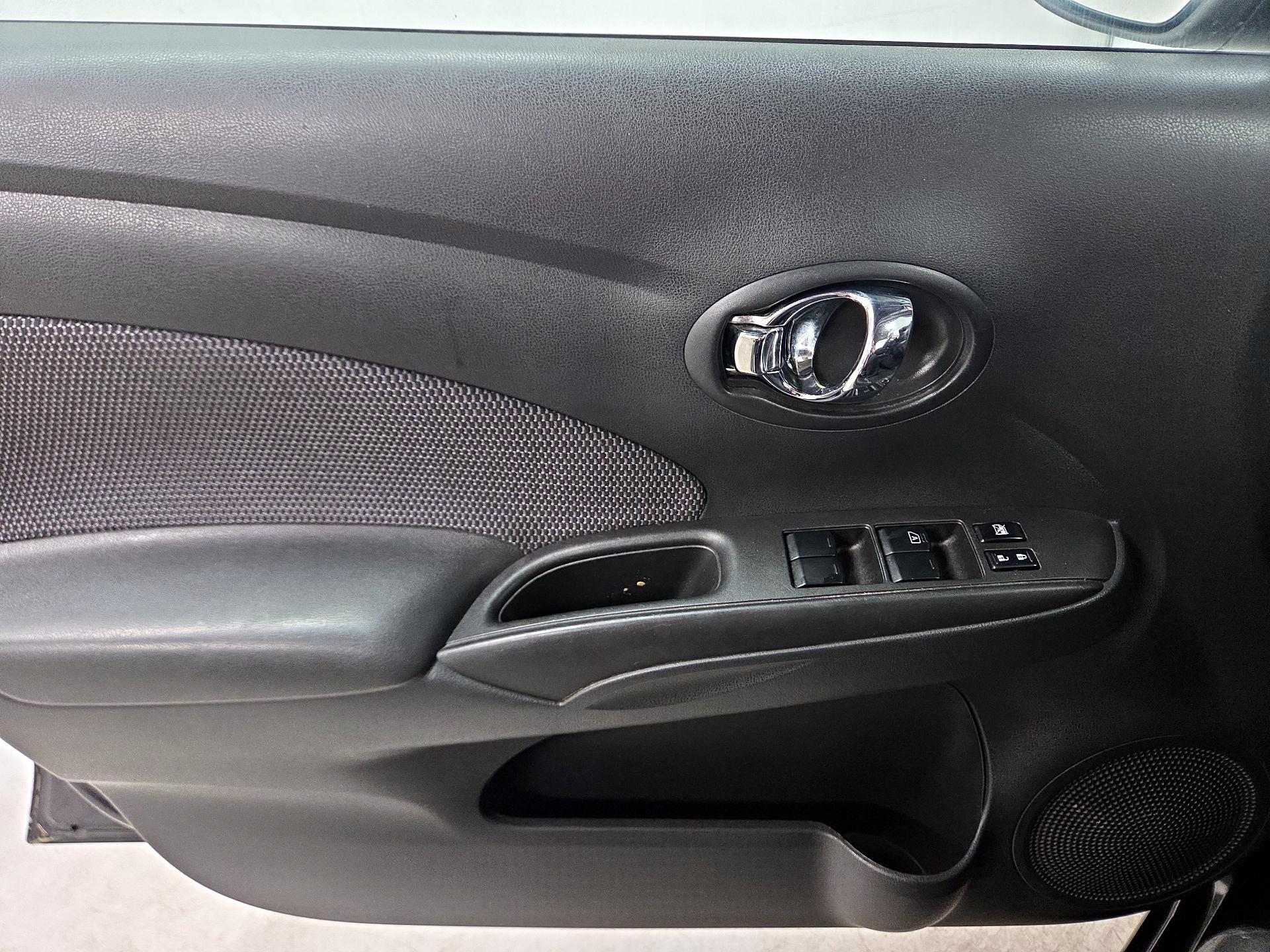 Thumbnail: 2015 Nissan Versa - 10