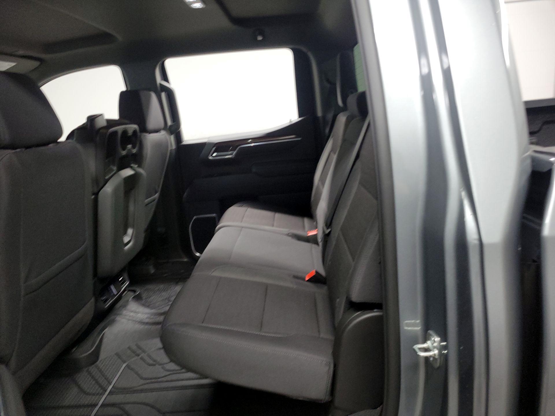 Thumbnail: 2026 Chevrolet Silverado 1500 - 20