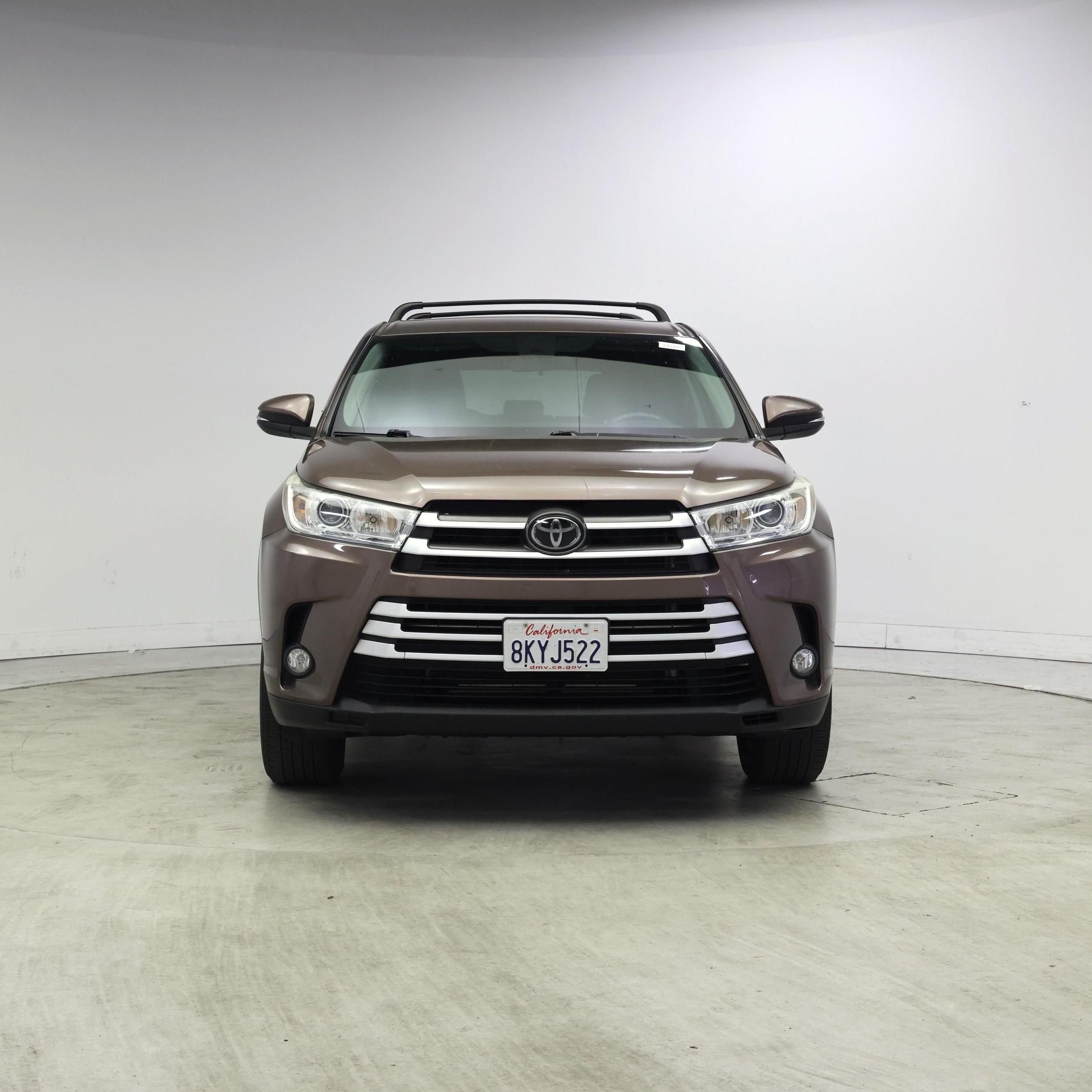 Thumbnail: 2019 Toyota Highlander - 5