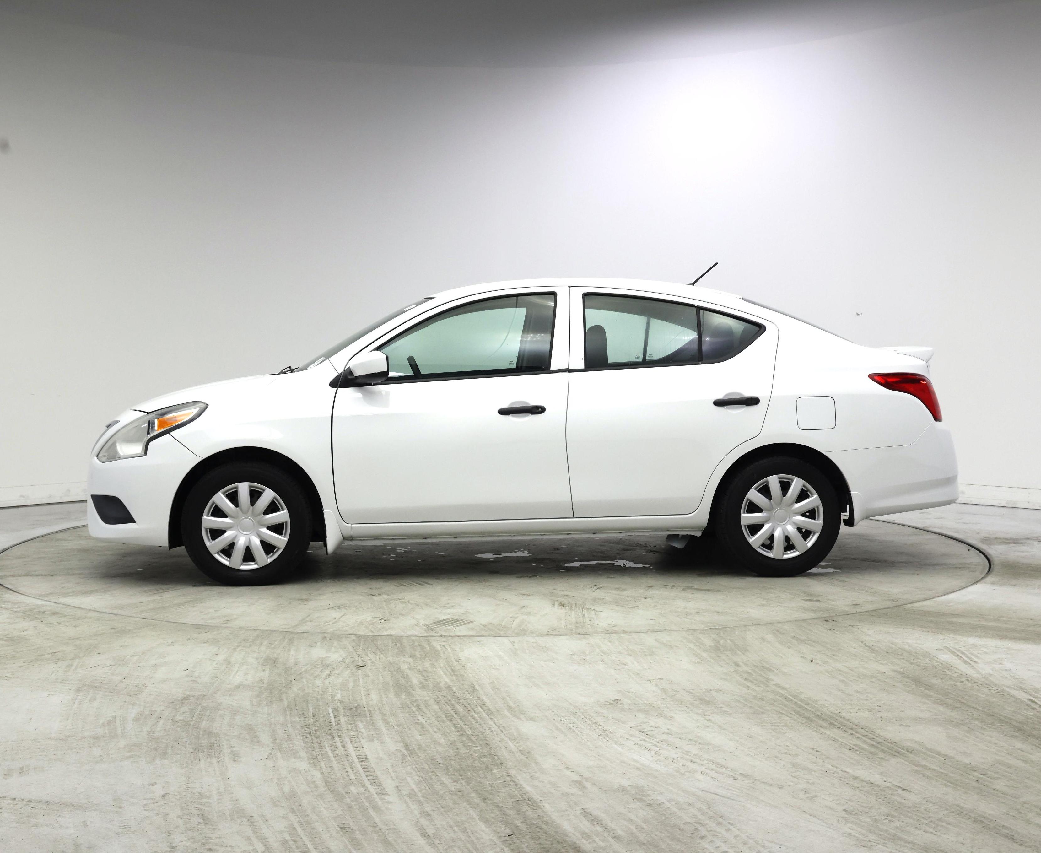 Thumbnail: 2017 Nissan Versa - 3