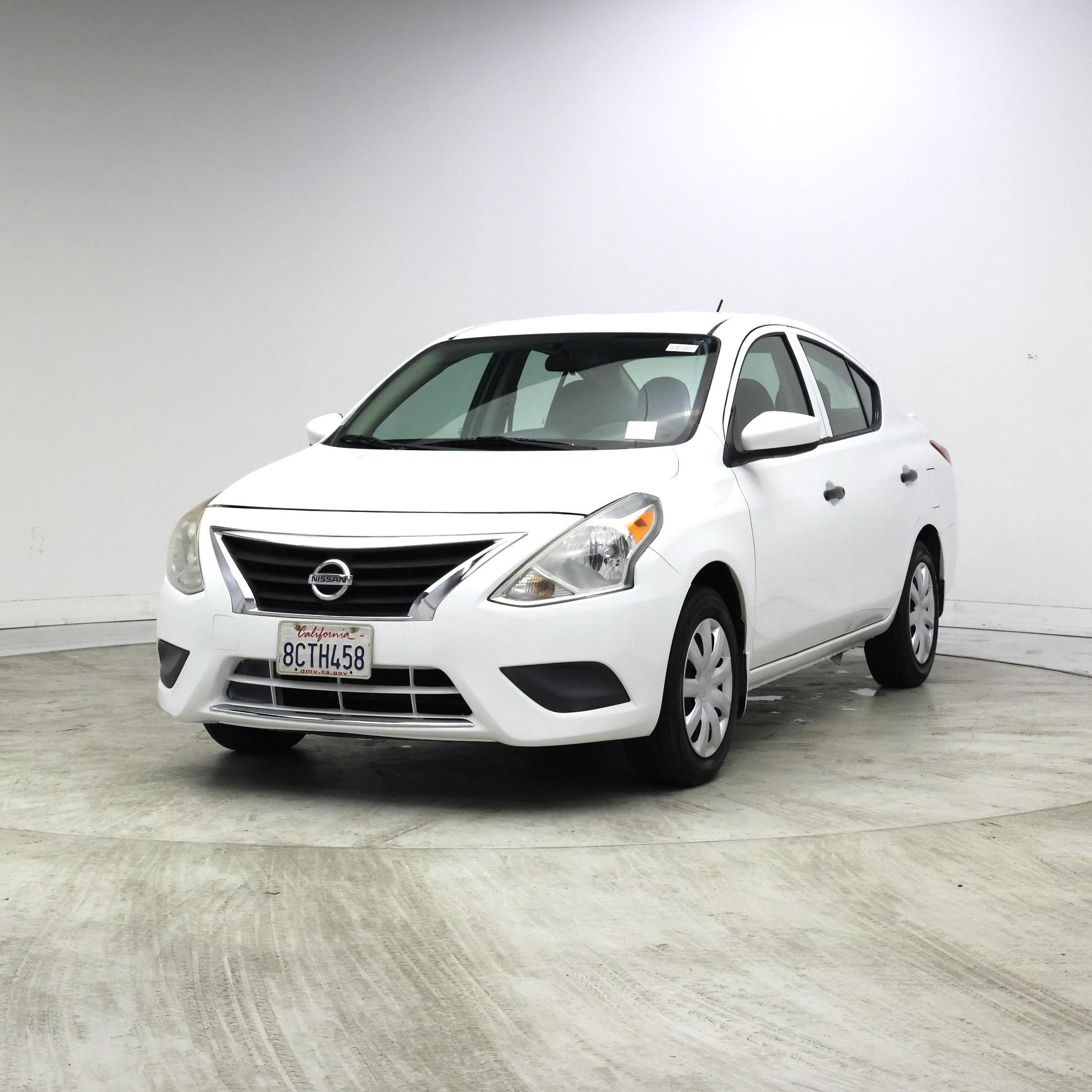Thumbnail: 2017 Nissan Versa - 4