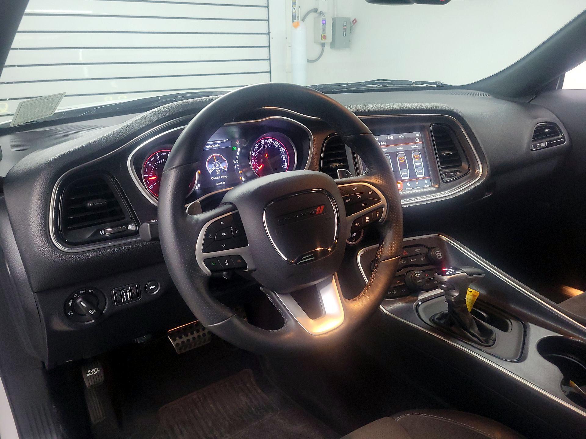 Thumbnail: 2018 Dodge Challenger - 9