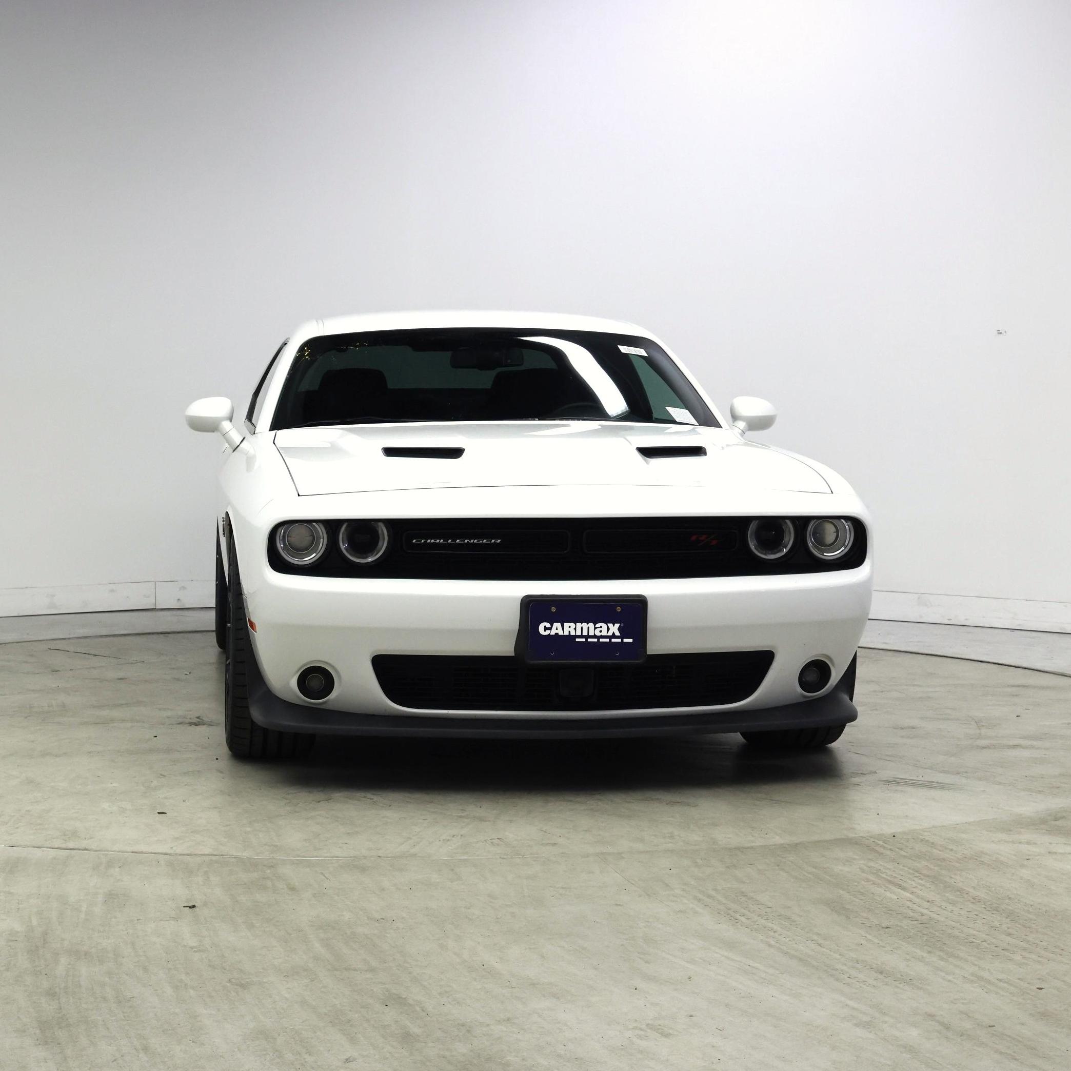 Thumbnail: 2018 Dodge Challenger - 5