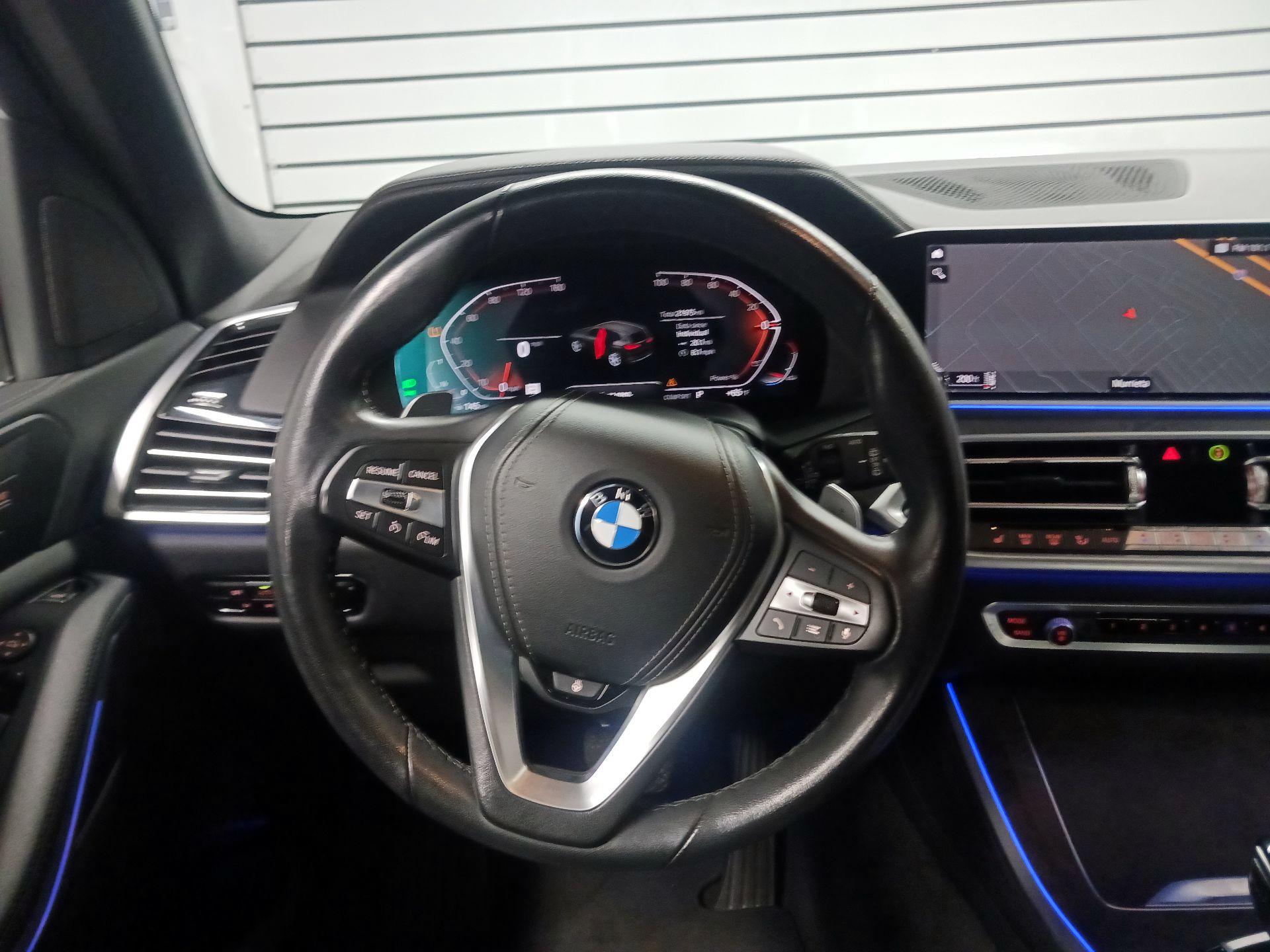Thumbnail: 2022 BMW X5 - 10