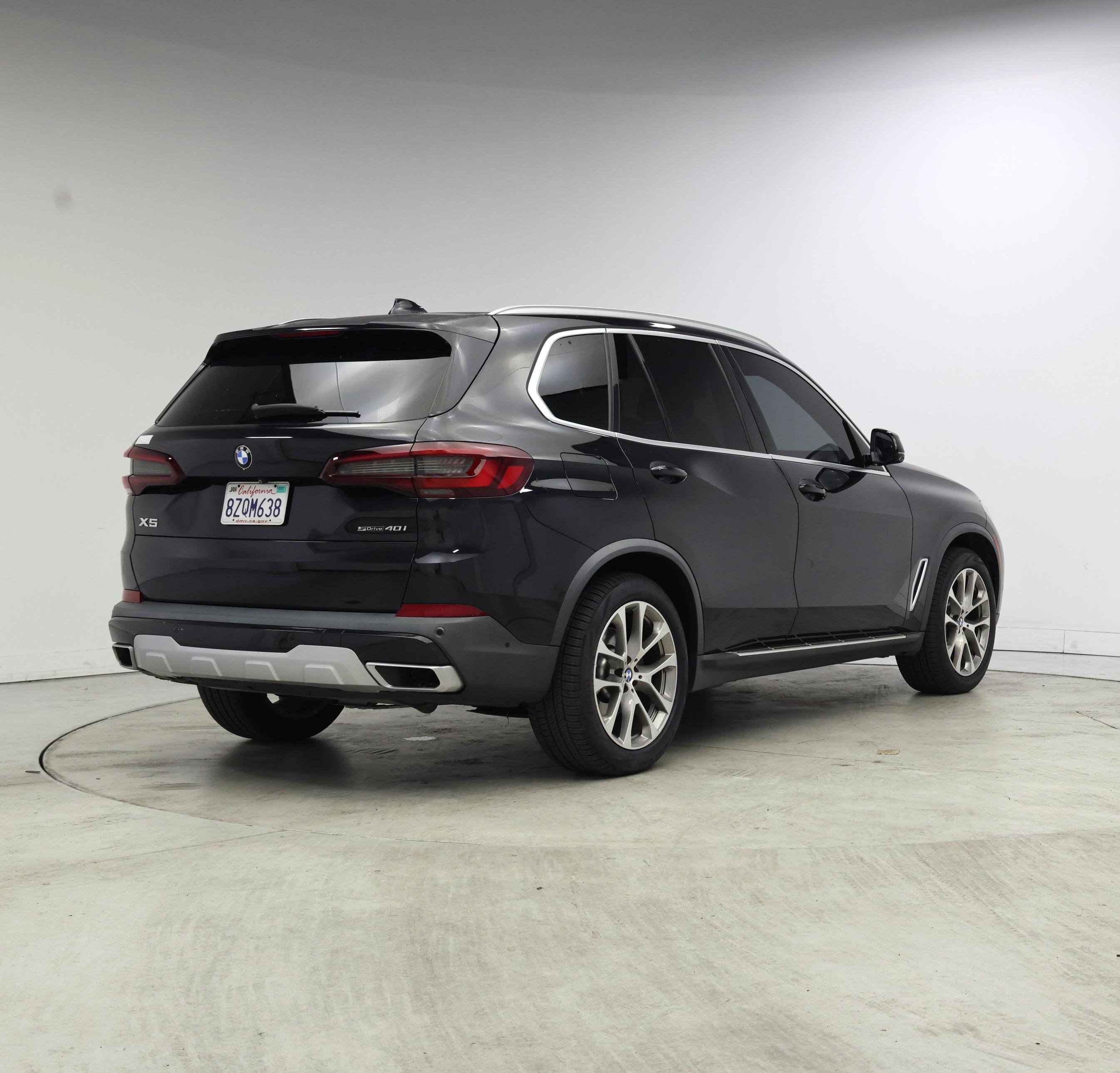 Thumbnail: 2022 BMW X5 - 8