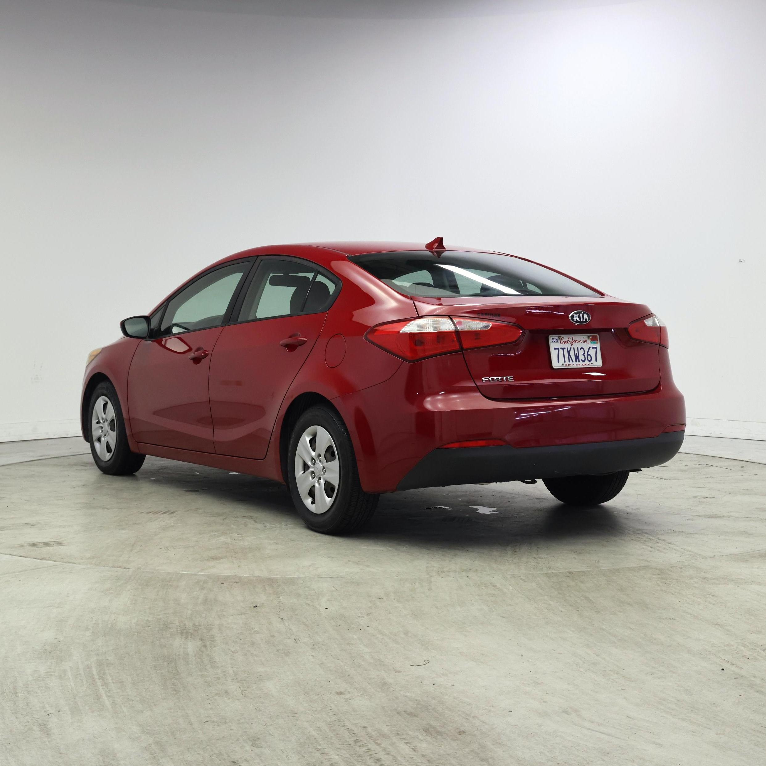 Thumbnail: 2016 Kia Forte - 2