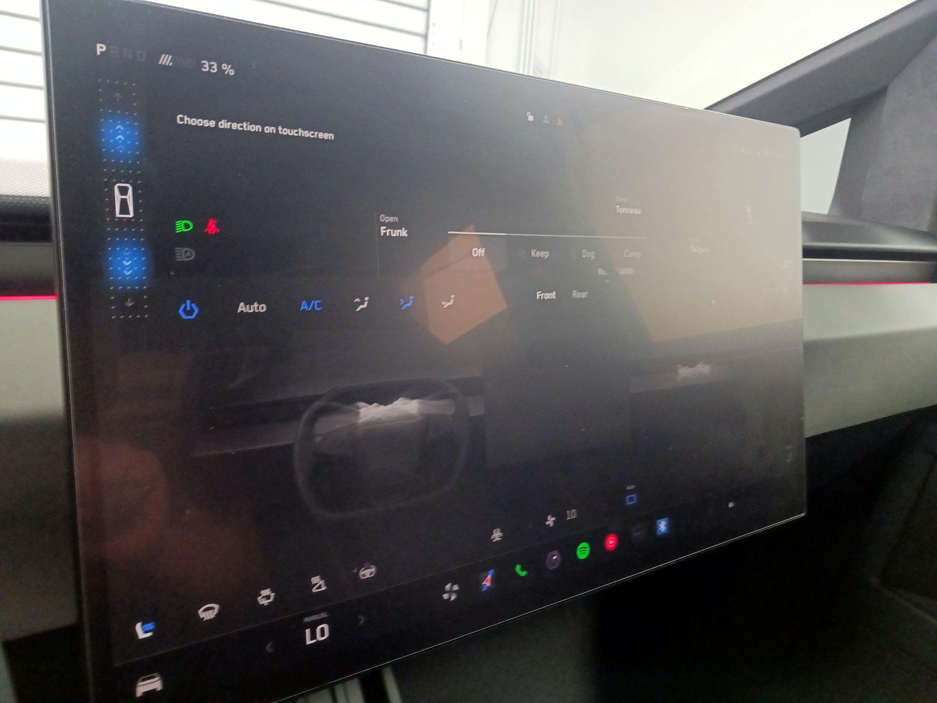 Thumbnail: 2024 Tesla Cybertruck - 15