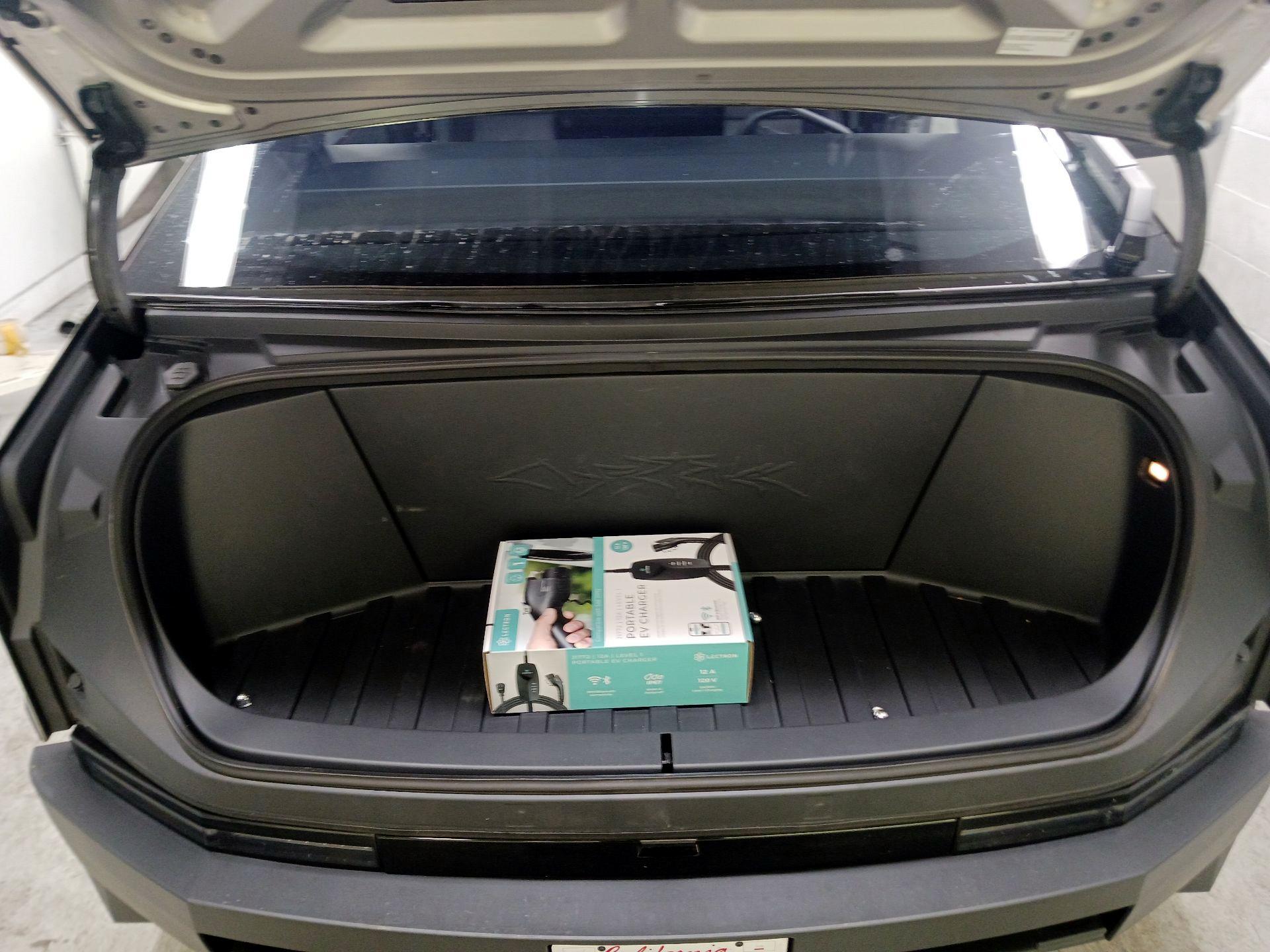 Thumbnail: 2024 Tesla Cybertruck - 18