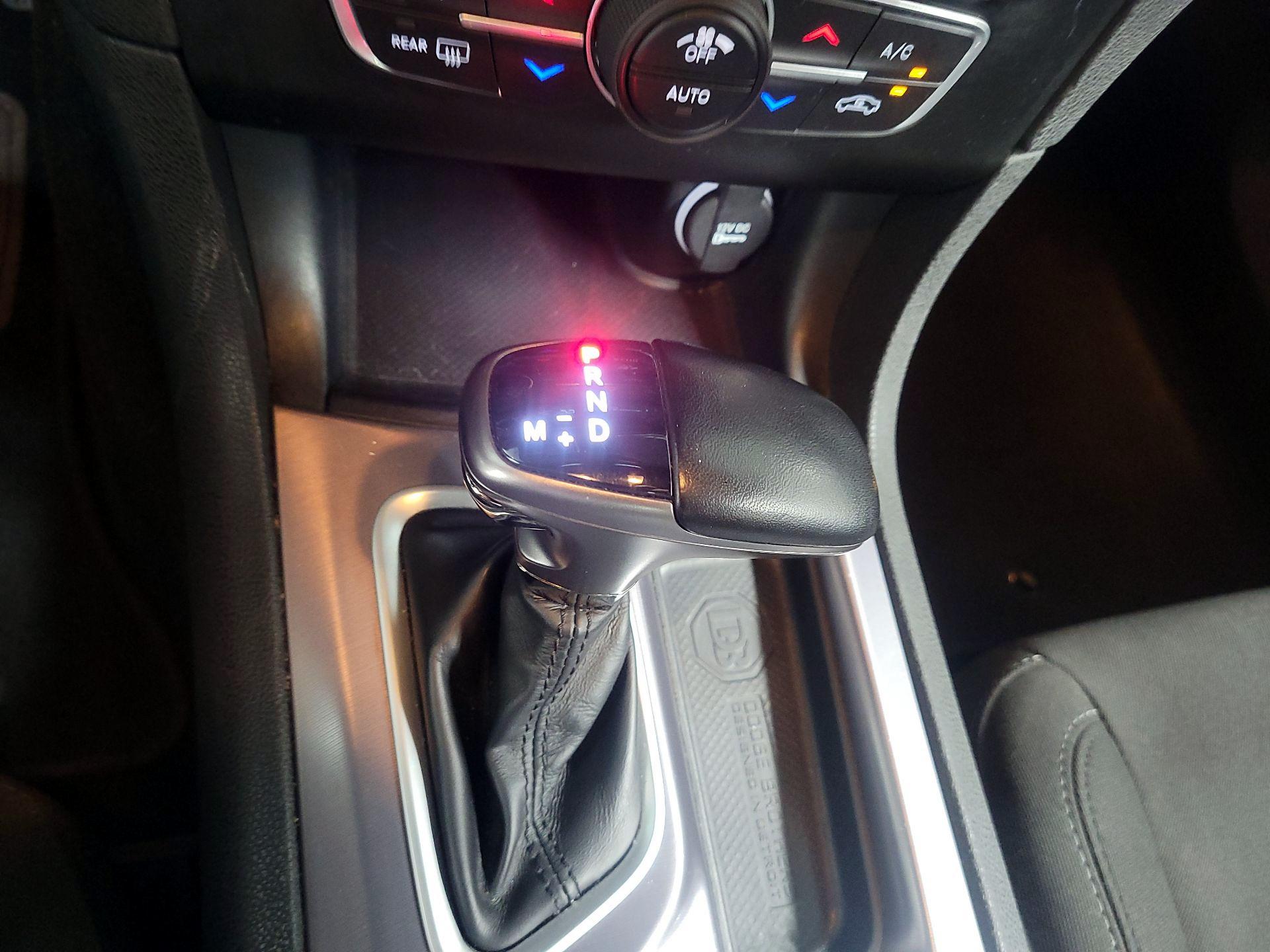 Thumbnail: 2020 Dodge Charger - 16