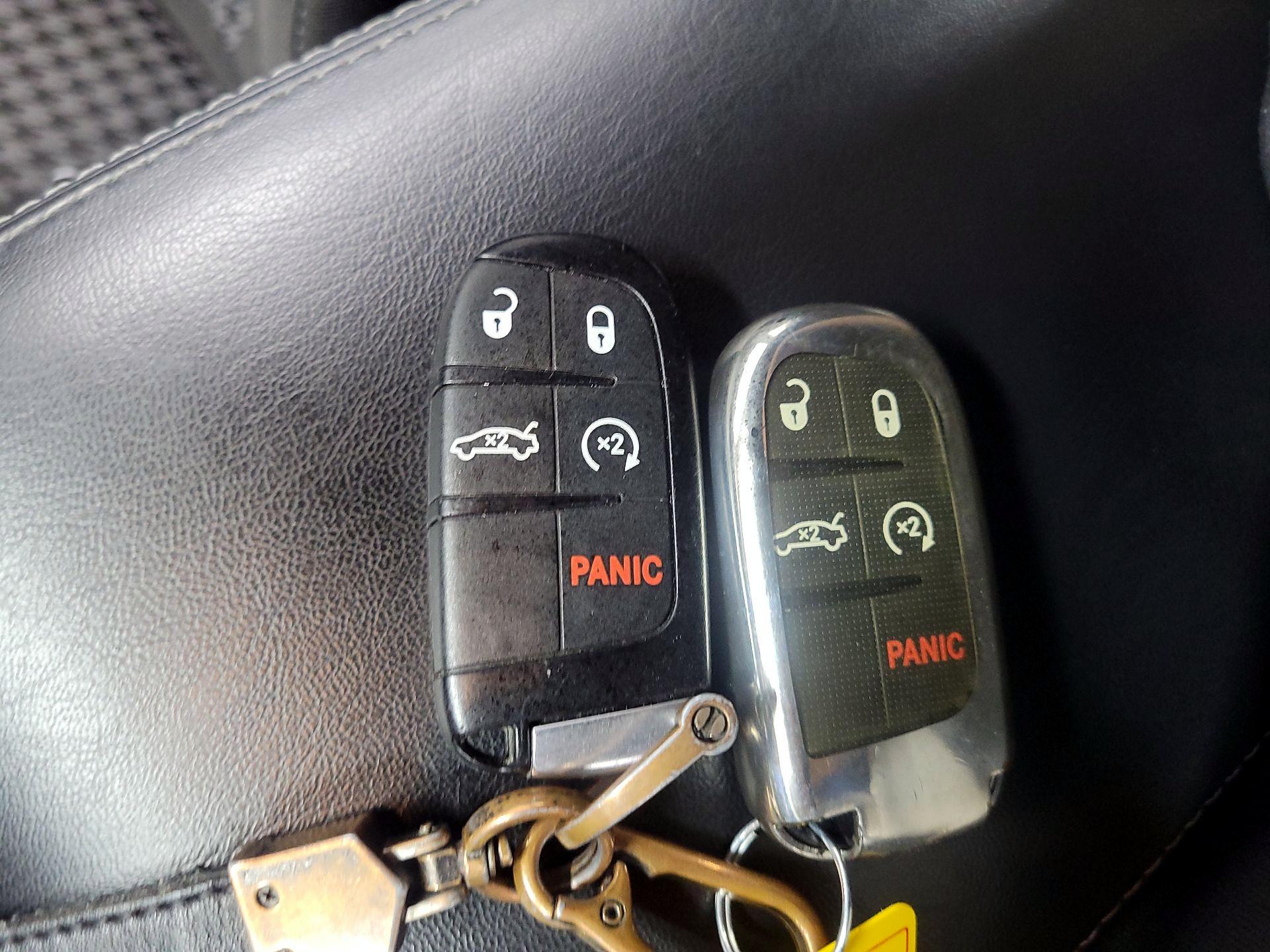 Thumbnail: 2020 Dodge Charger - 20