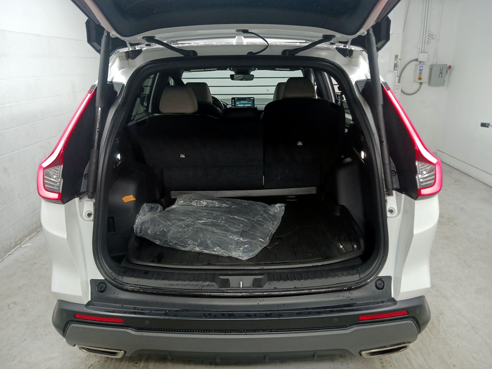 Thumbnail: 2023 Honda CR-V - 18