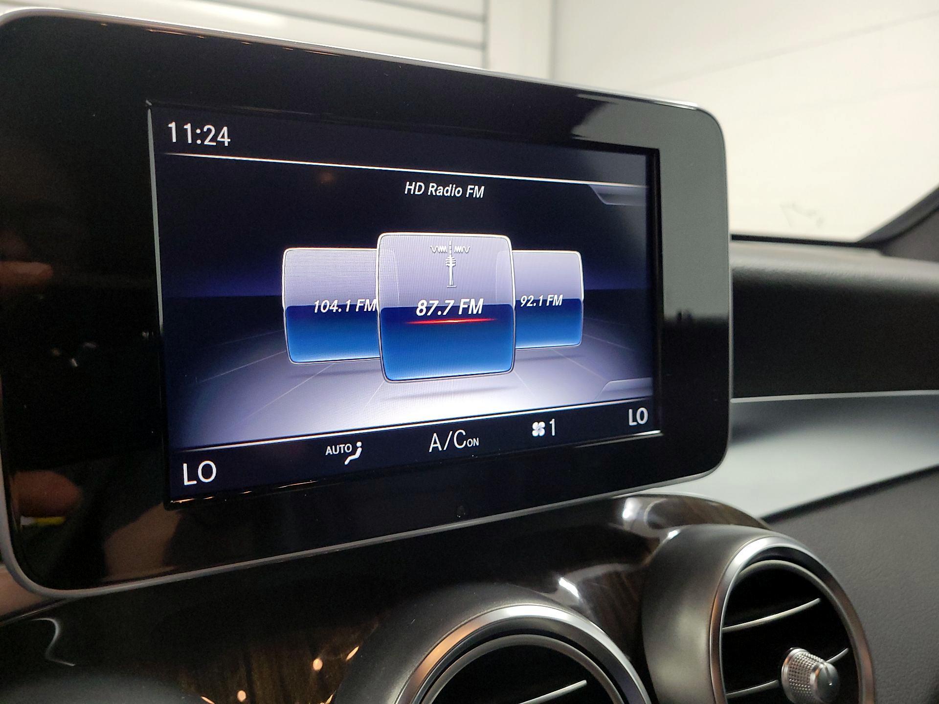 Thumbnail: 2018 Mercedes-Benz GLC - 15