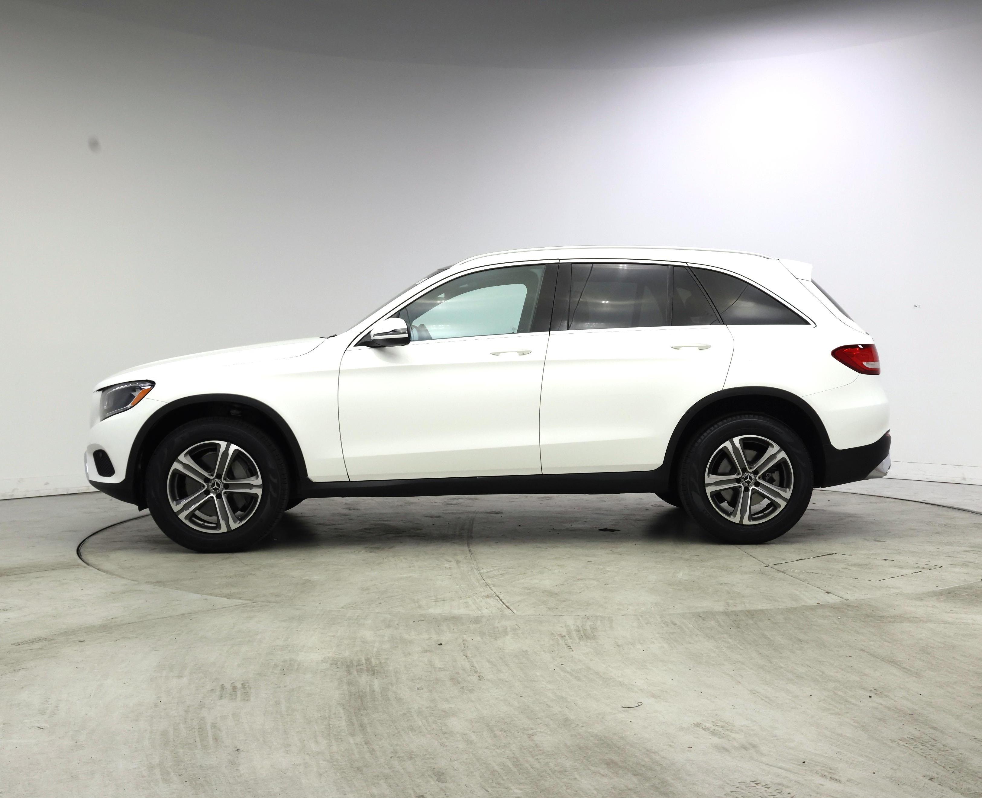 Thumbnail: 2018 Mercedes-Benz GLC - 3