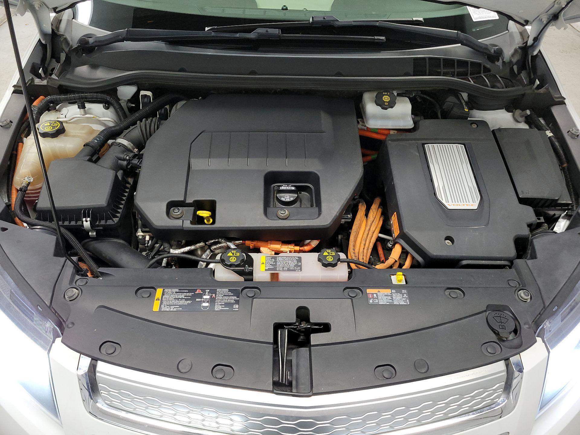 Thumbnail: 2015 Chevrolet Volt - 18