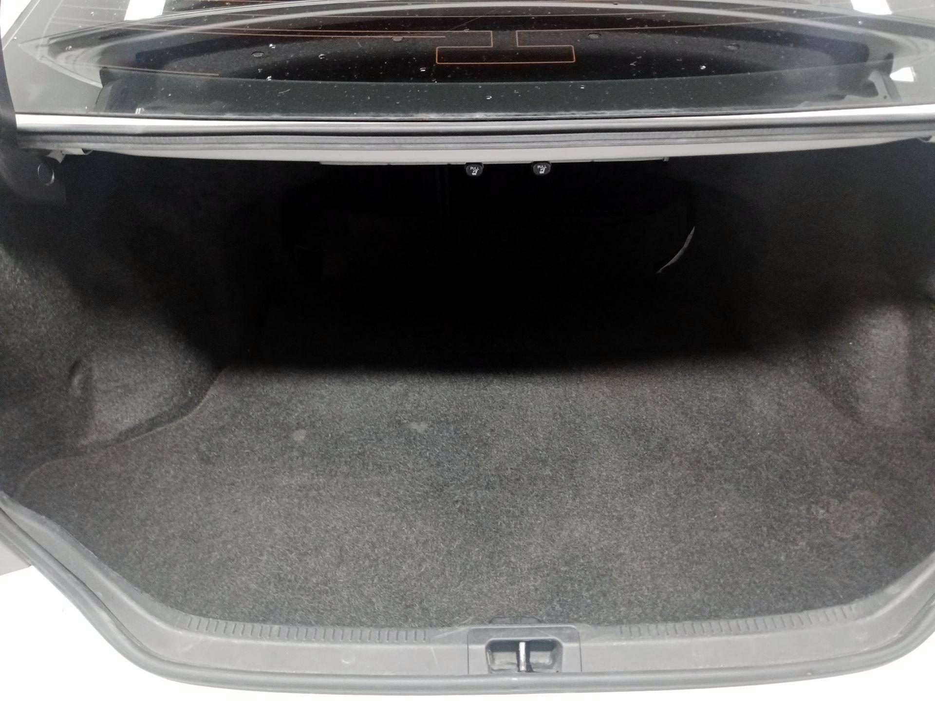 Thumbnail: 2016 Toyota Camry - 20