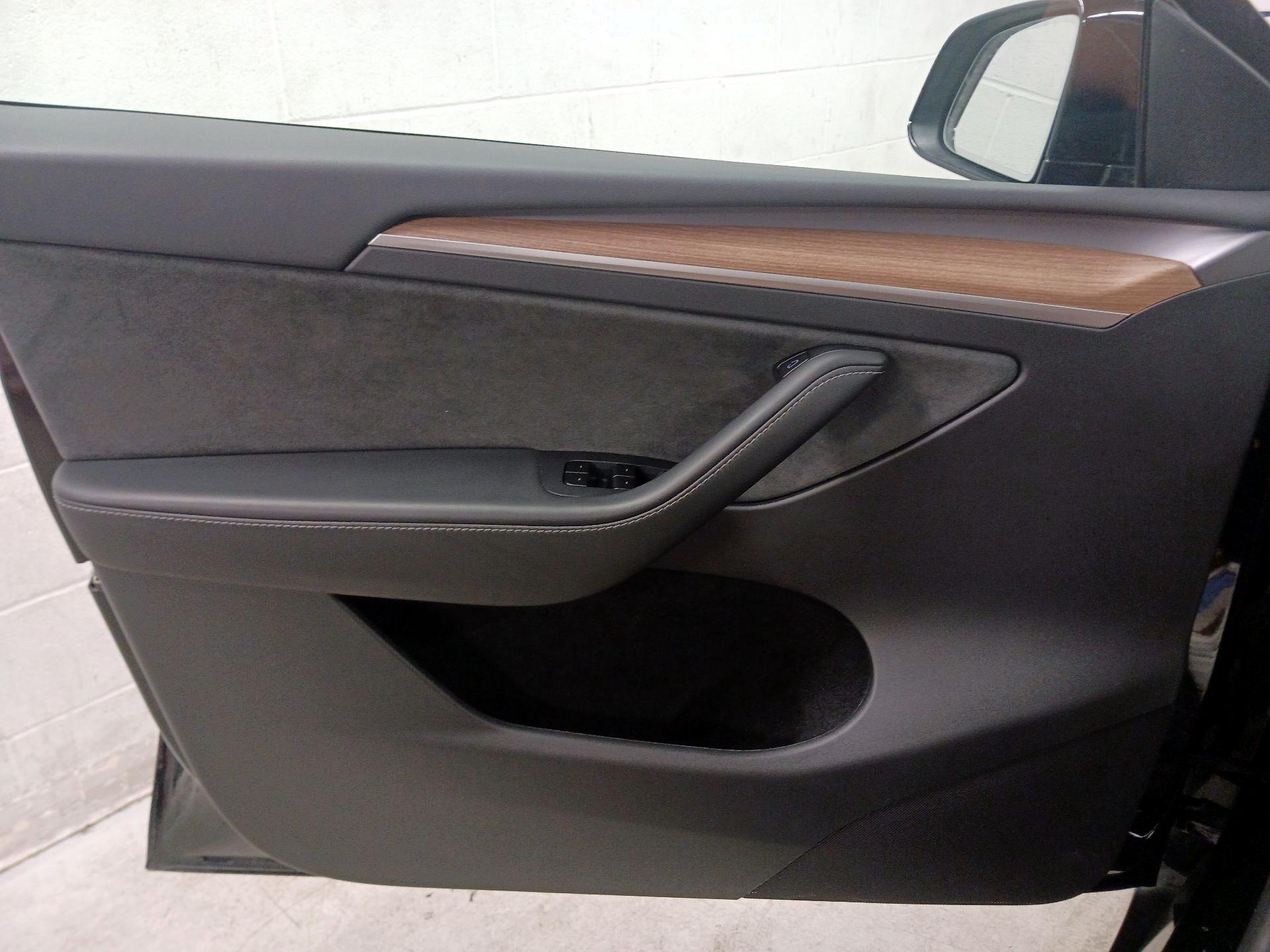 Thumbnail: 2025 Tesla Model Y - 12