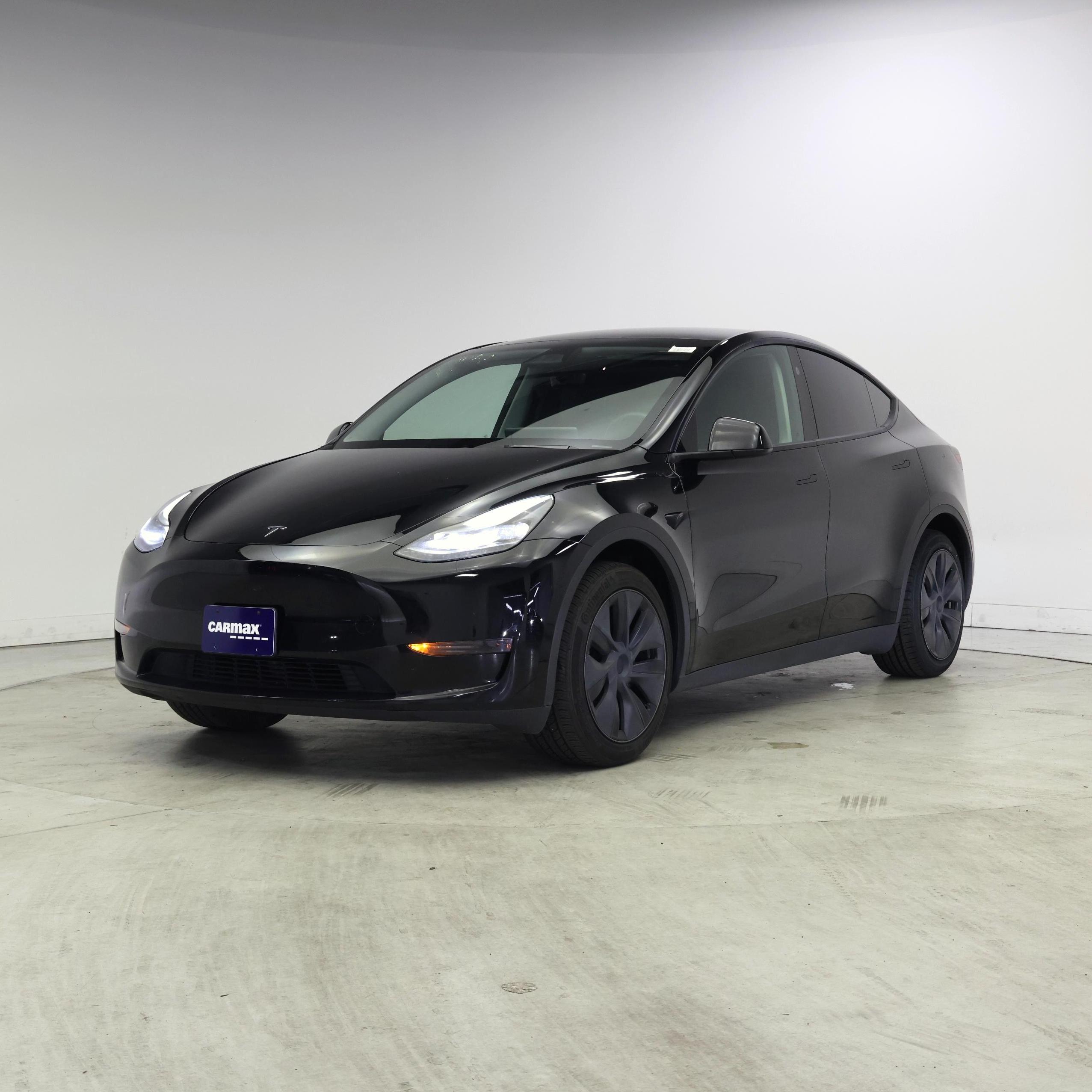 Thumbnail: 2025 Tesla Model Y - 4