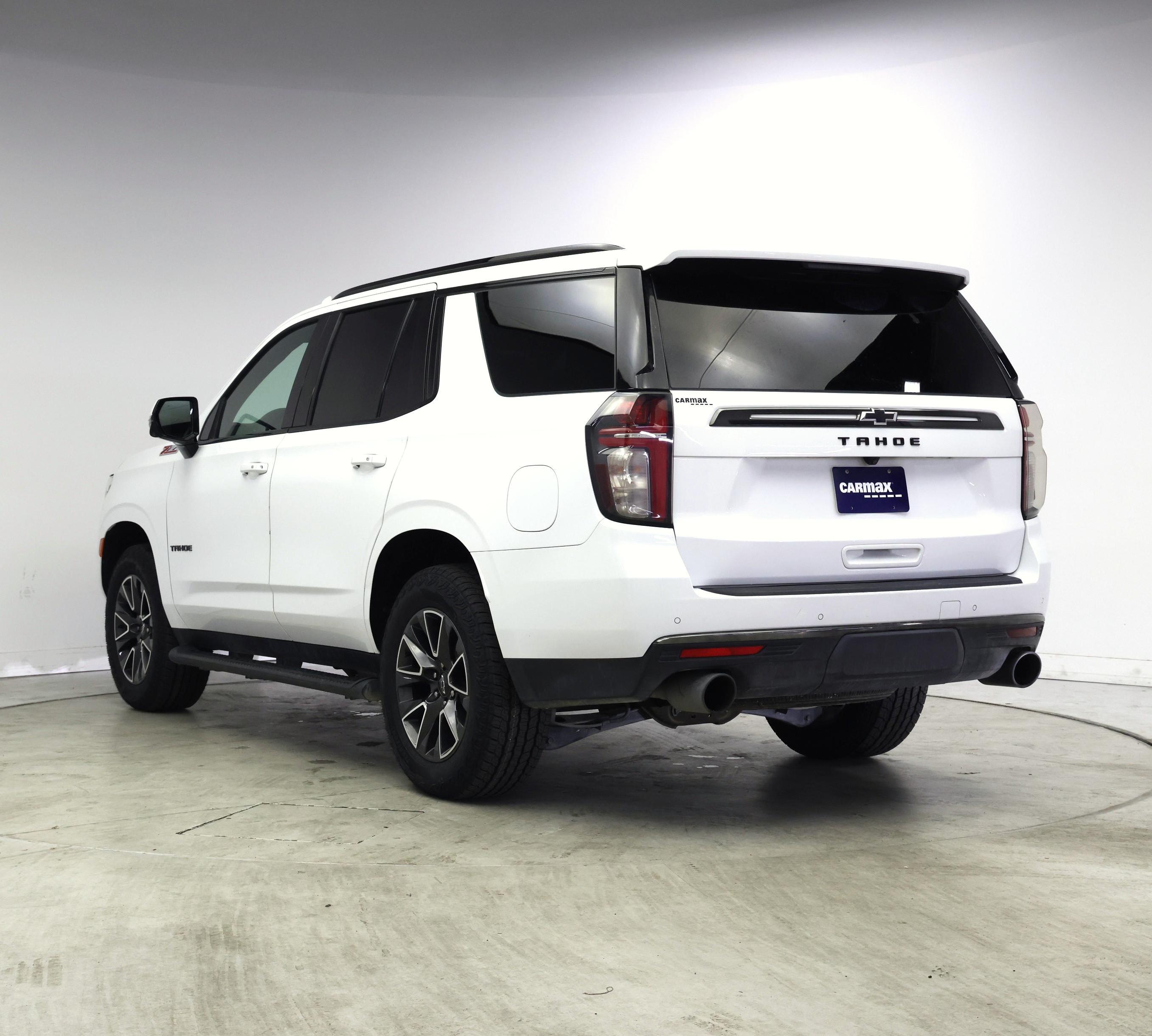 Thumbnail: 2022 Chevrolet Tahoe - 2