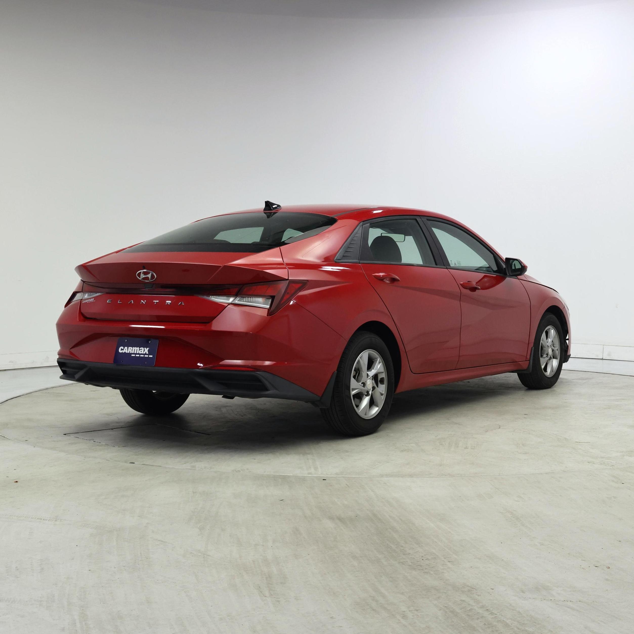Thumbnail: 2022 Hyundai Elantra - 8