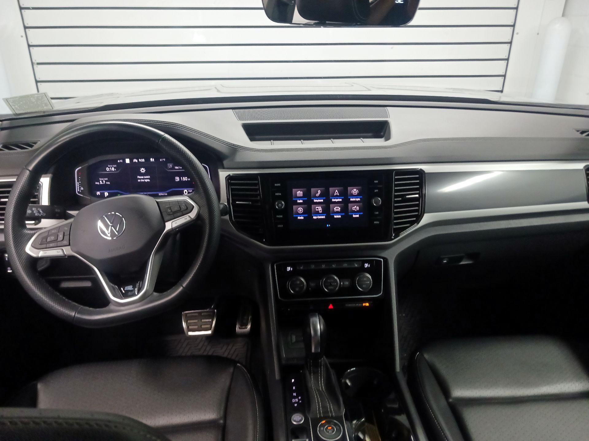 Thumbnail: 2022 Volkswagen Atlas - 9