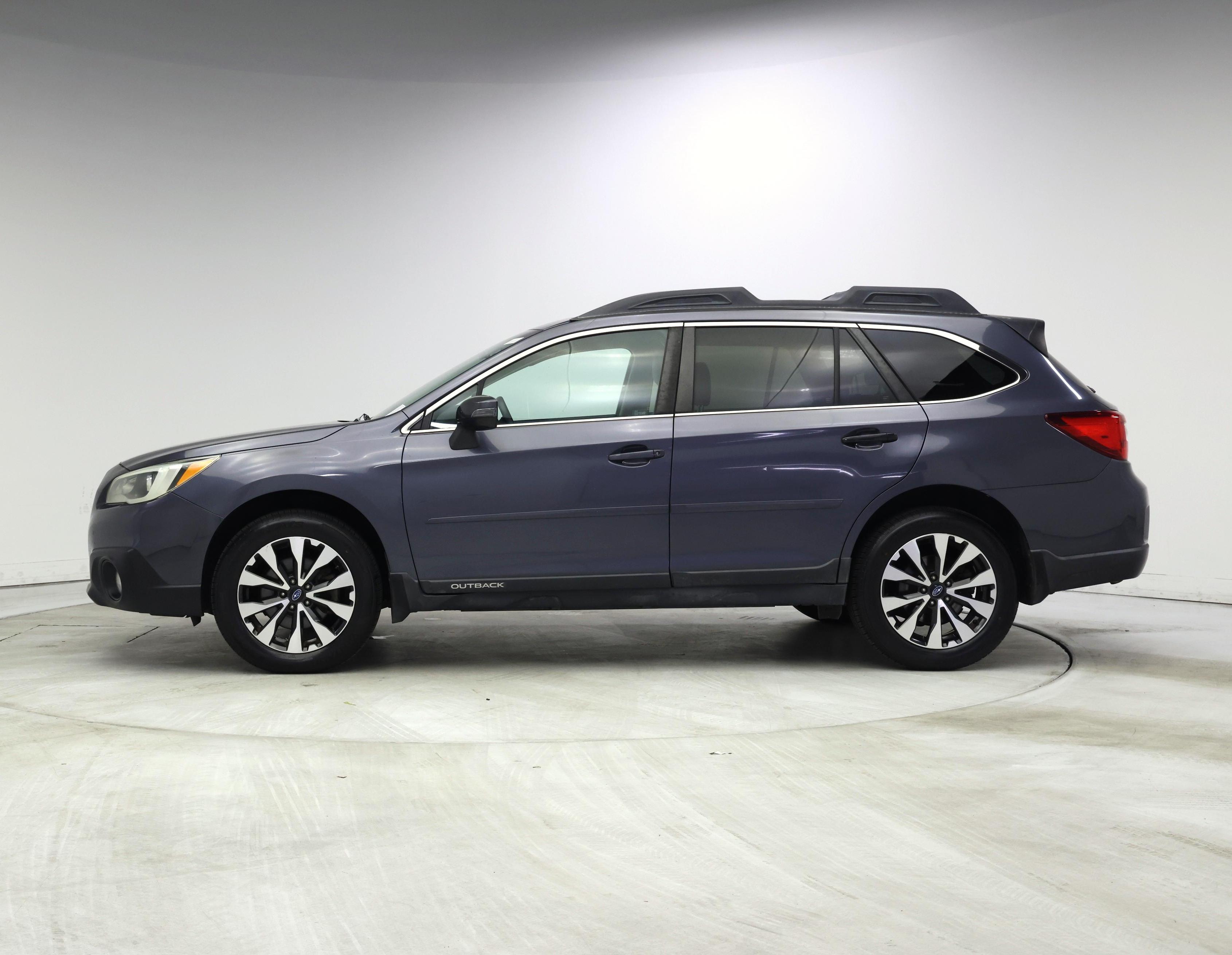 Thumbnail: 2016 Subaru Outback - 3